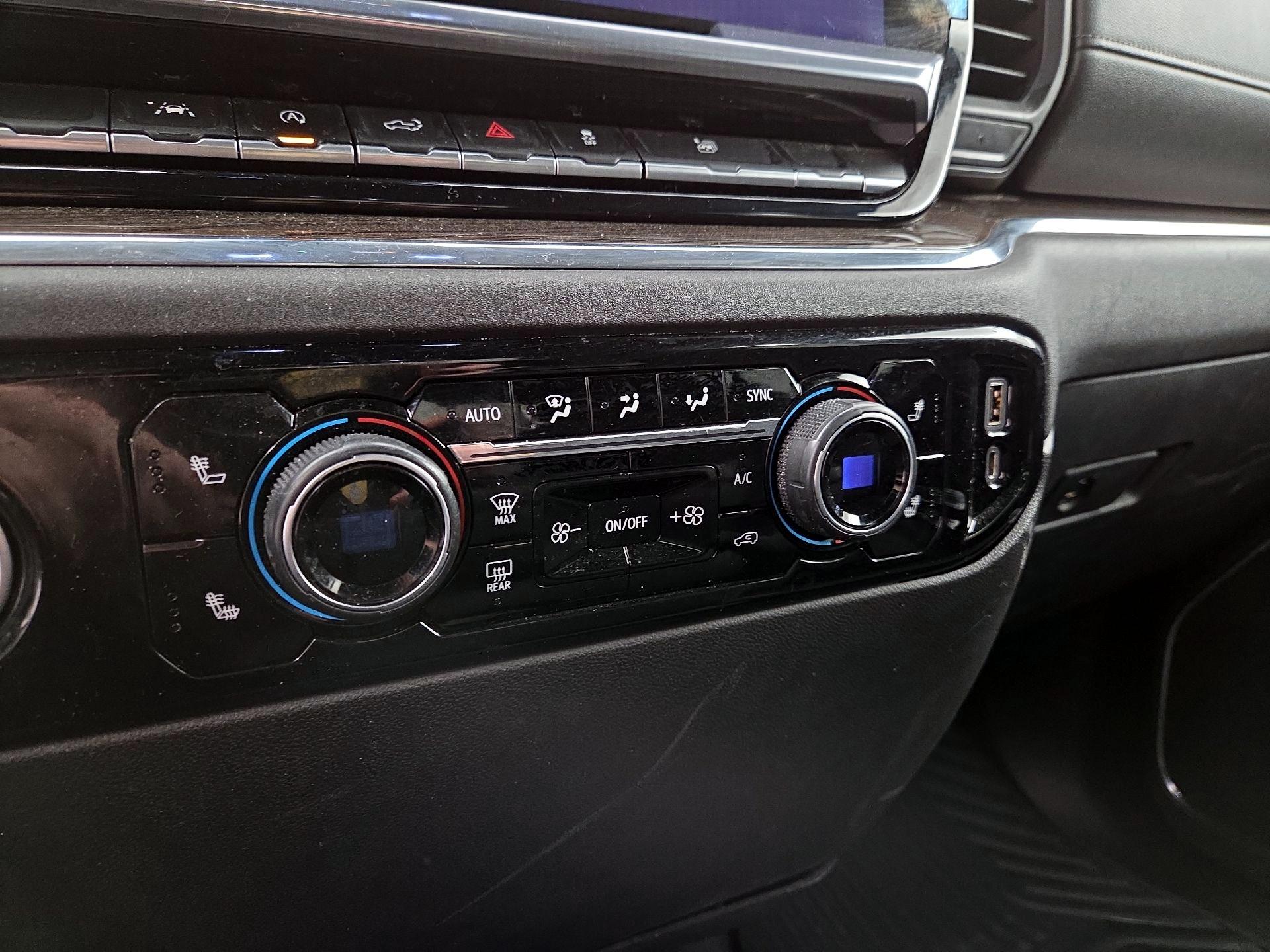 Thumbnail: 2023 Chevrolet Silverado 1500 - 17