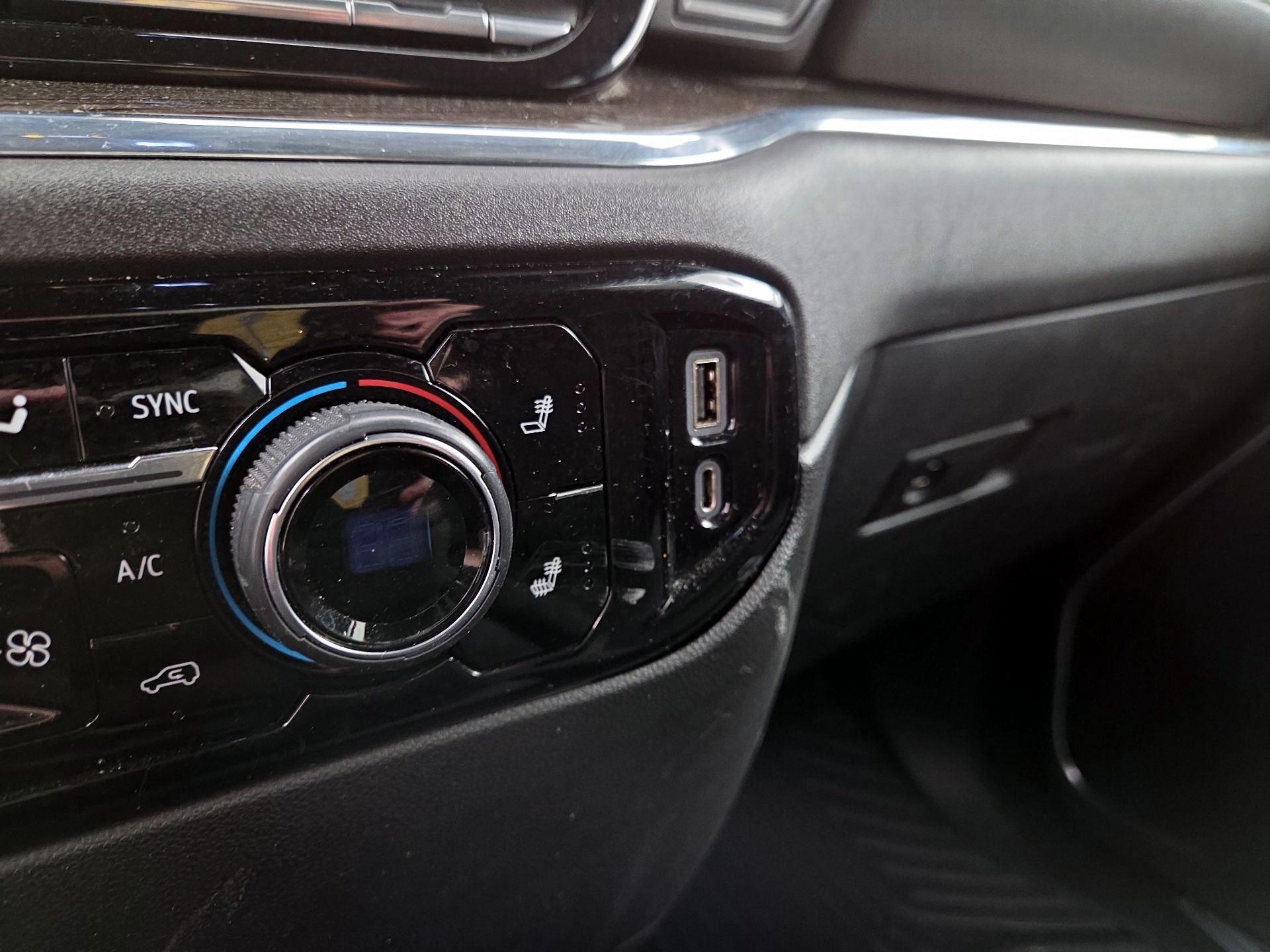 Thumbnail: 2023 Chevrolet Silverado 1500 - 19