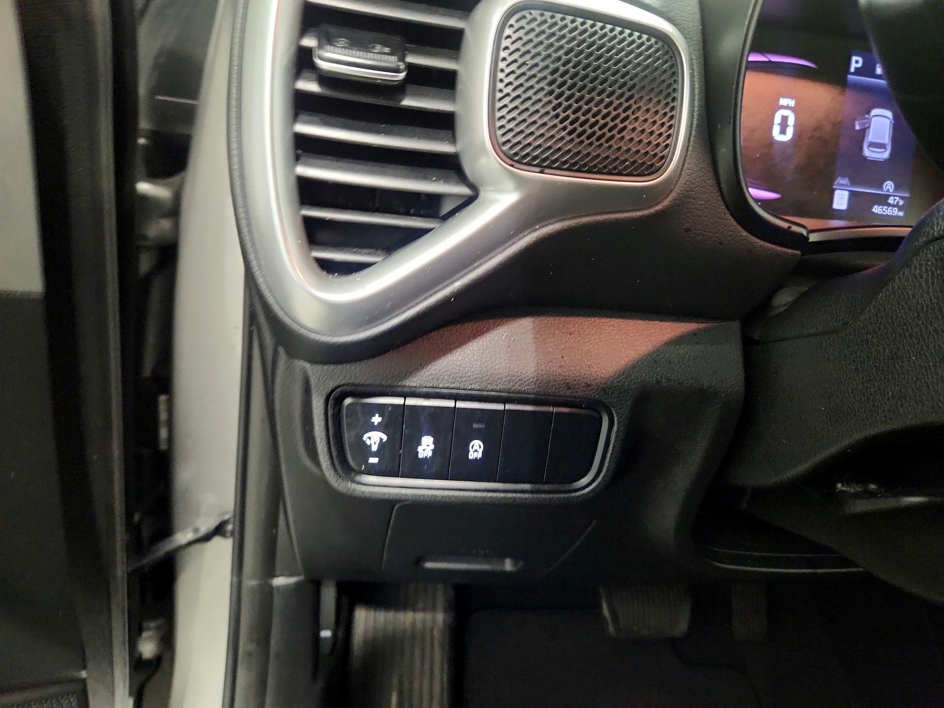 Thumbnail: 2023 Kia Soul - 13