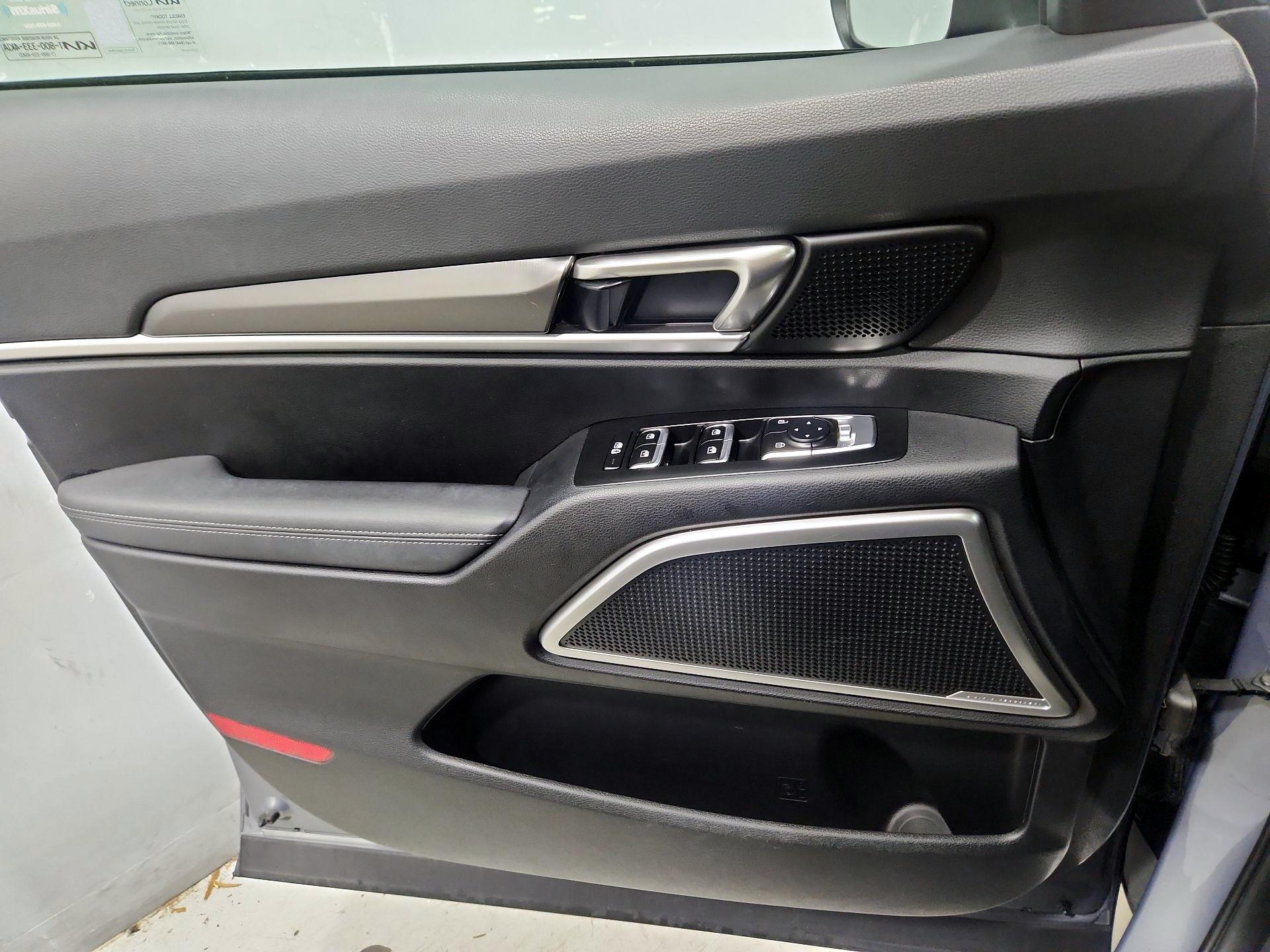 Thumbnail: 2023 Kia Telluride - 12