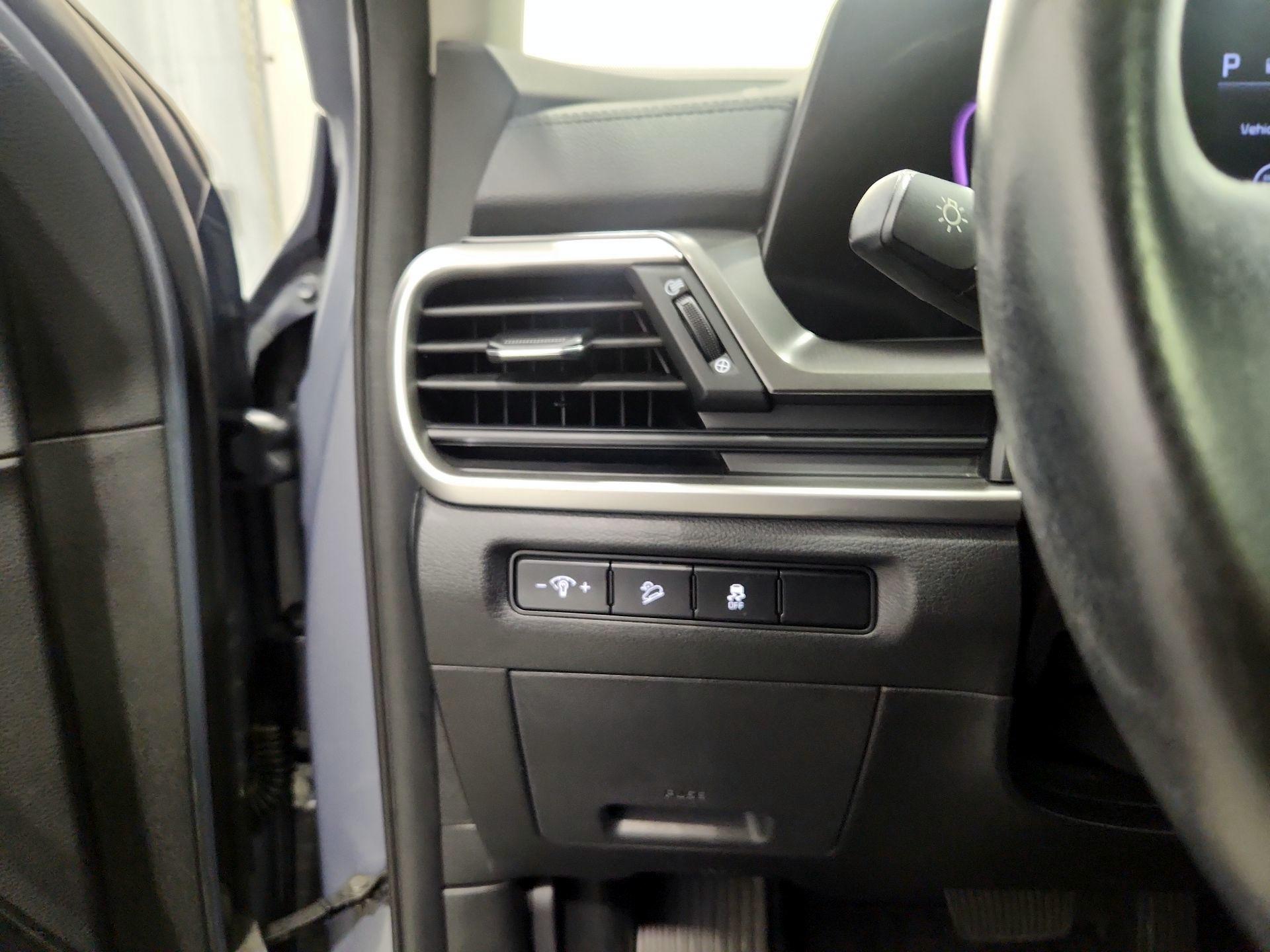 Thumbnail: 2023 Kia Telluride - 13