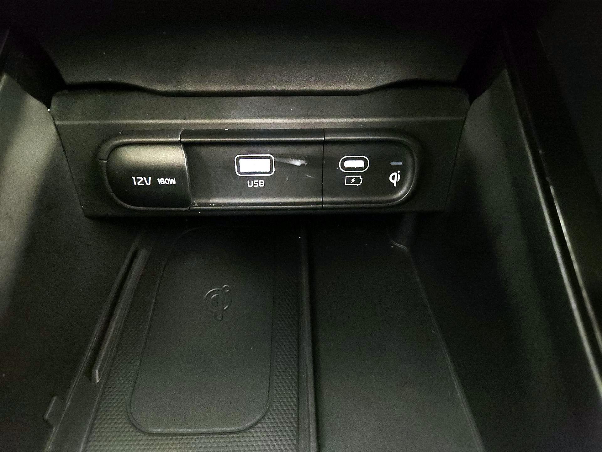 Thumbnail: 2023 Kia Telluride - 19