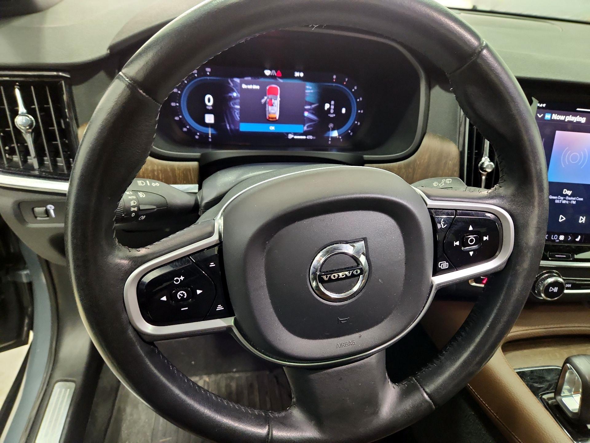 Thumbnail: 2022 Volvo S90 - 10