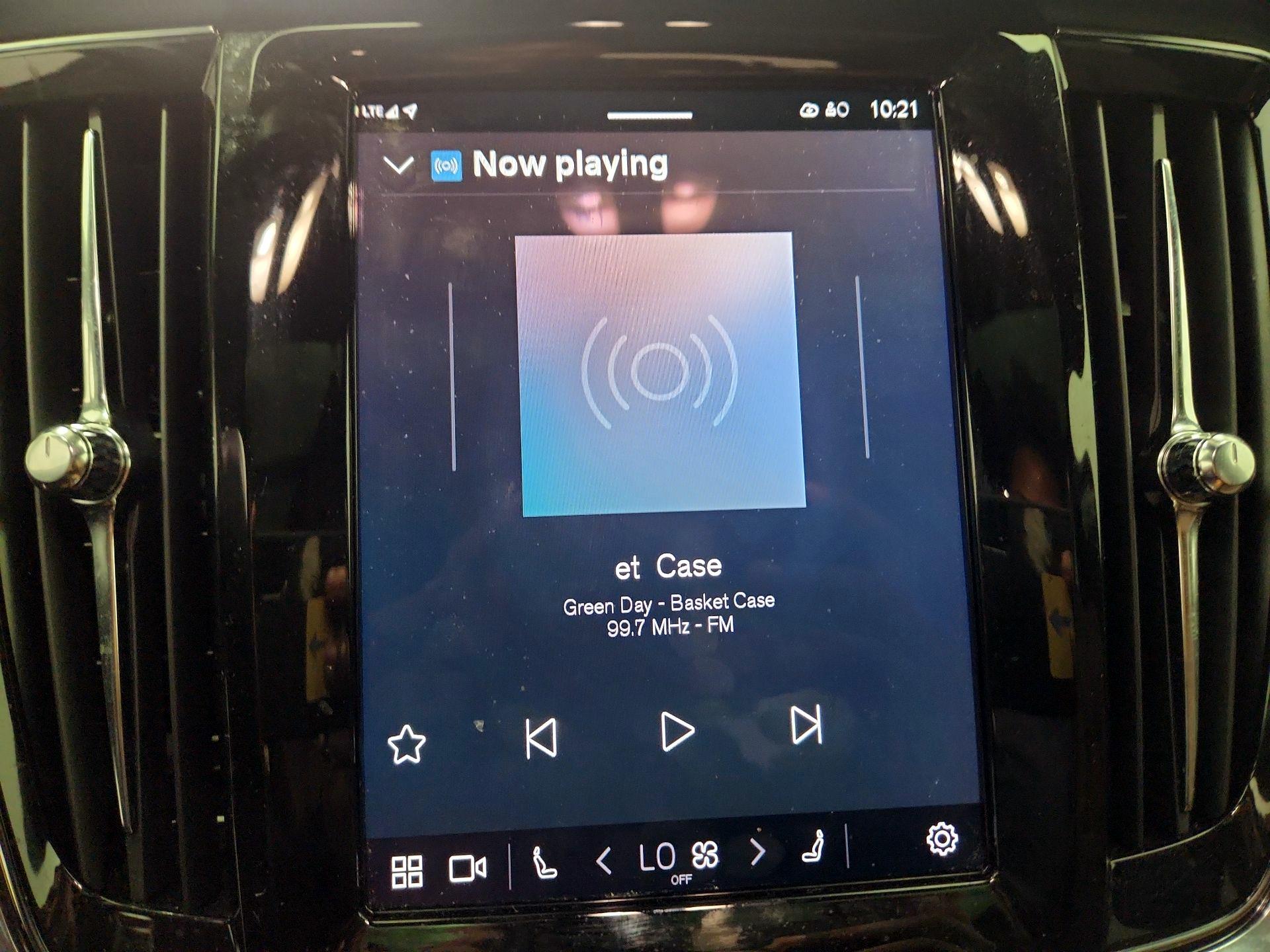 Thumbnail: 2022 Volvo S90 - 14