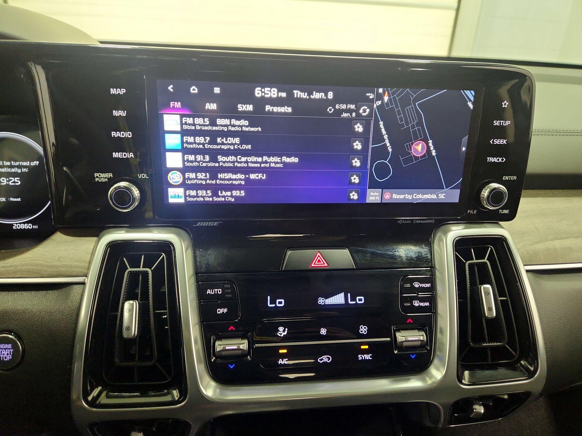 Thumbnail: 2023 Kia Sorento - 16