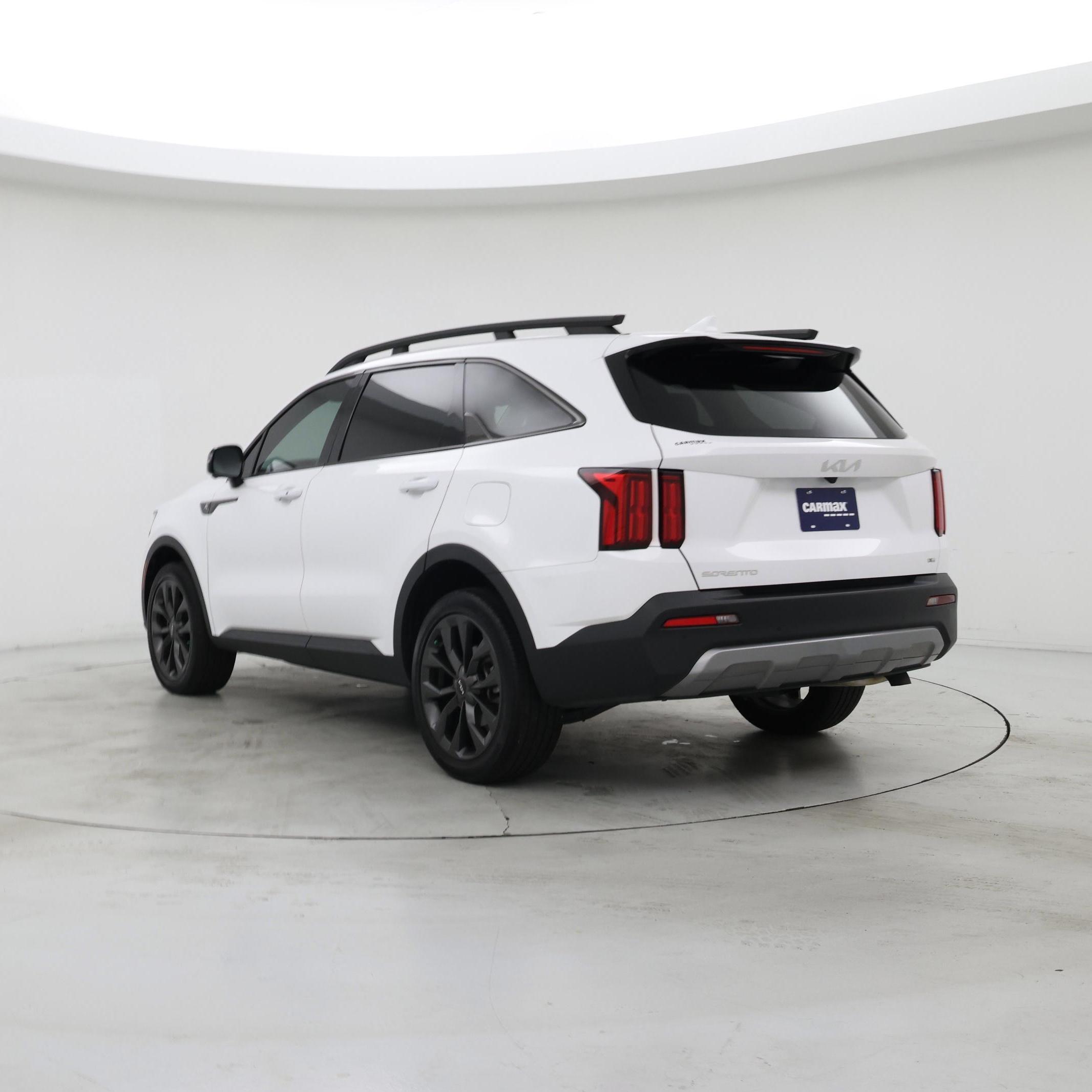 Thumbnail: 2023 Kia Sorento - 2