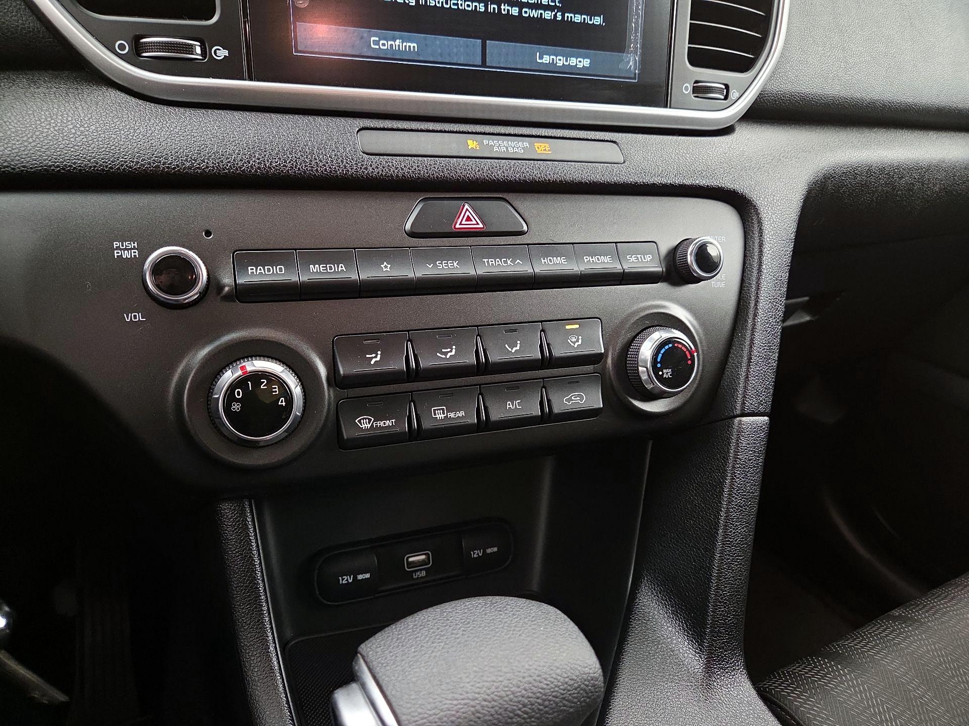 Thumbnail: 2020 Kia Sportage - 16