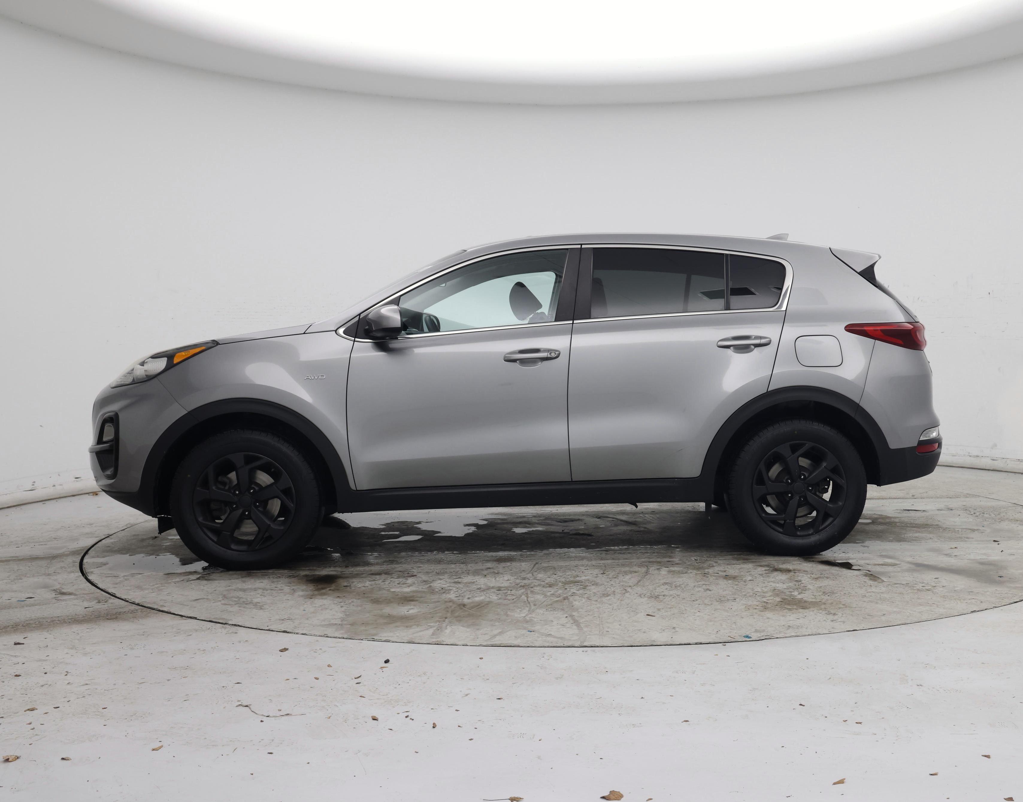 Thumbnail: 2020 Kia Sportage - 3