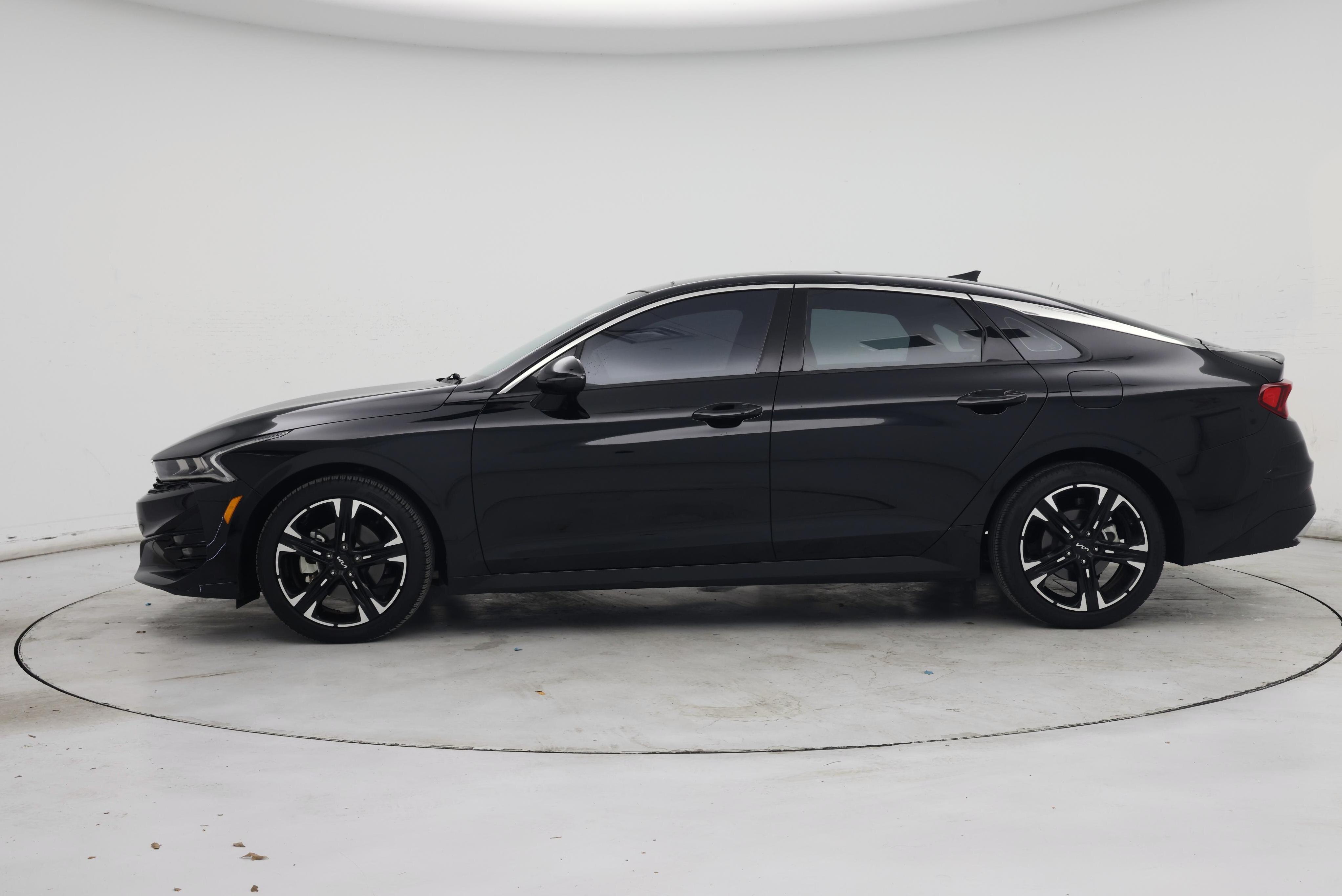 Thumbnail: 2024 Kia K5 - 3