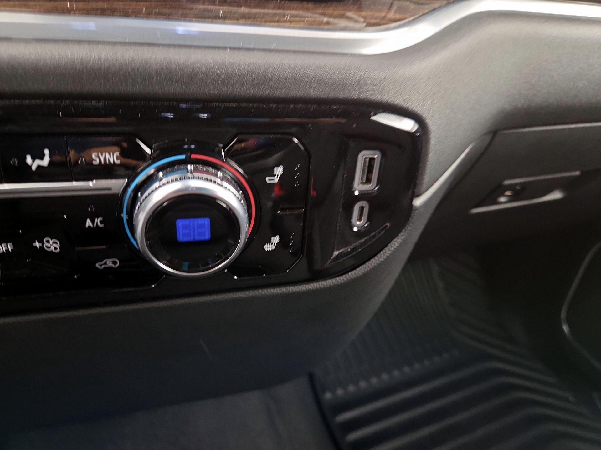 Thumbnail: 2023 GMC Sierra 1500 - 18