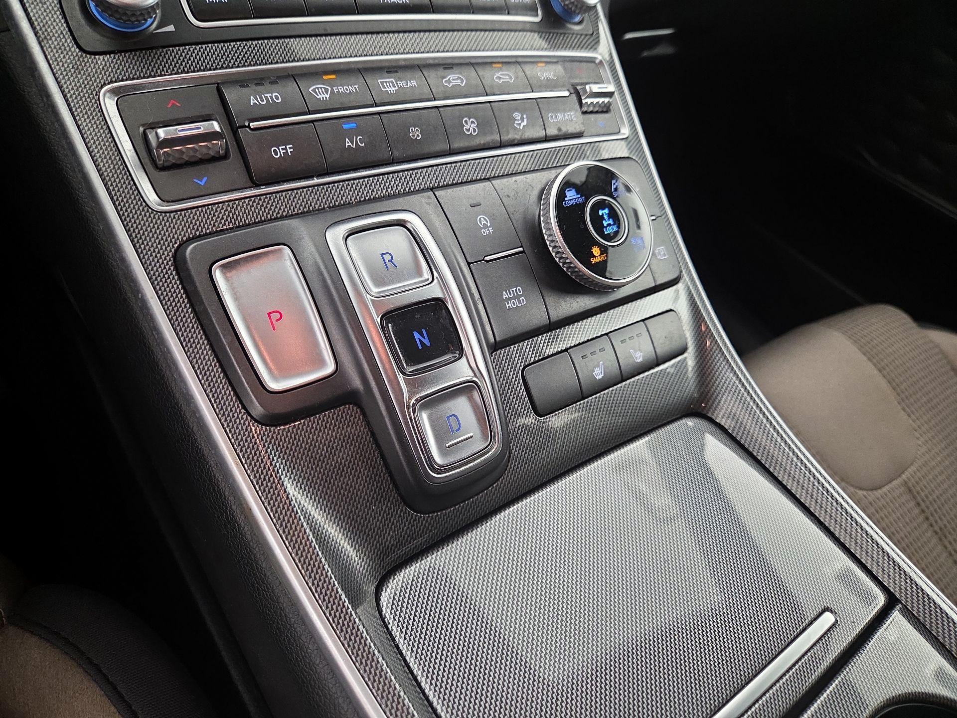 Thumbnail: 2023 Hyundai Santa Fe - 17