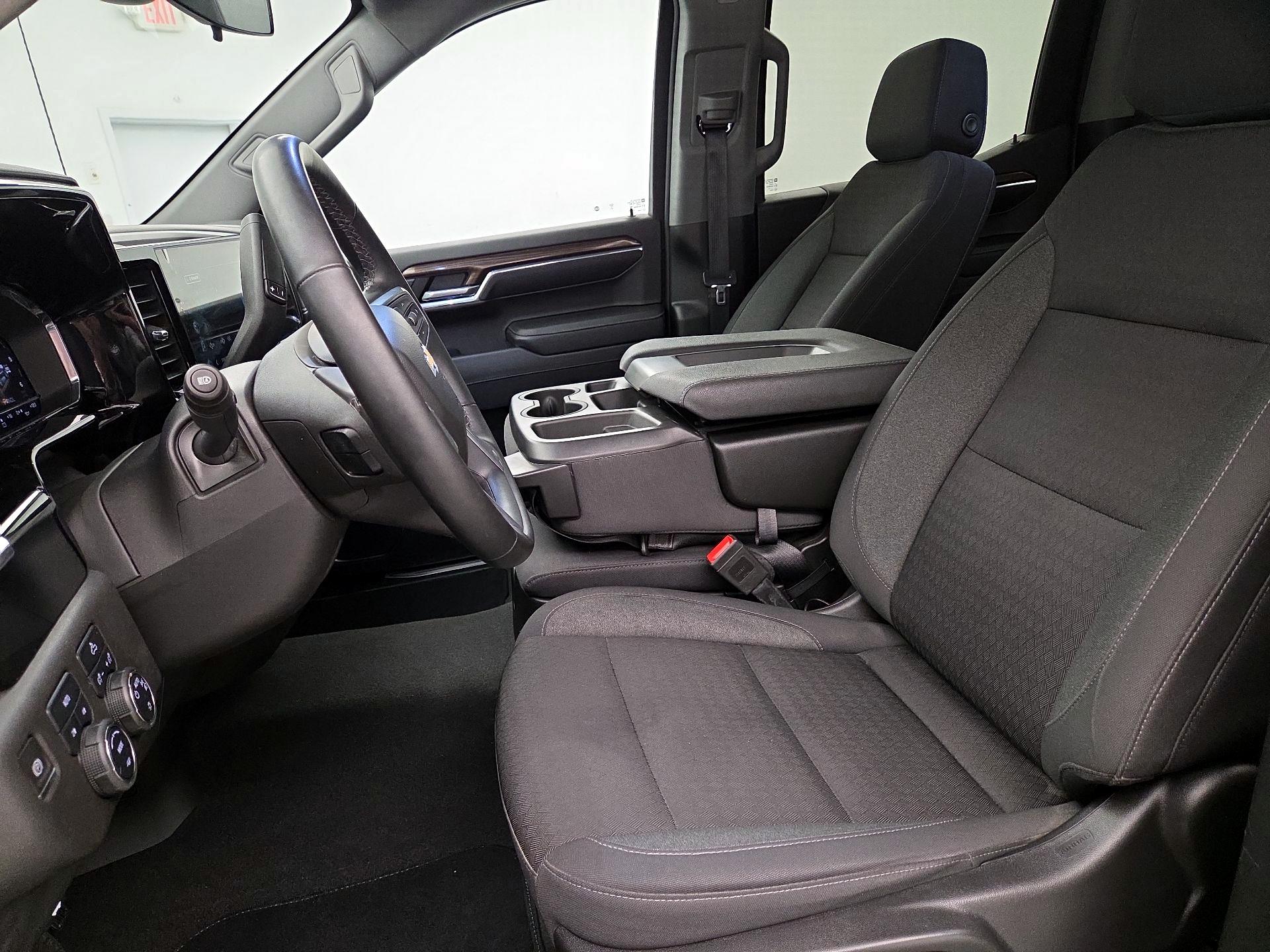 Thumbnail: 2023 Chevrolet Silverado 1500 - 11