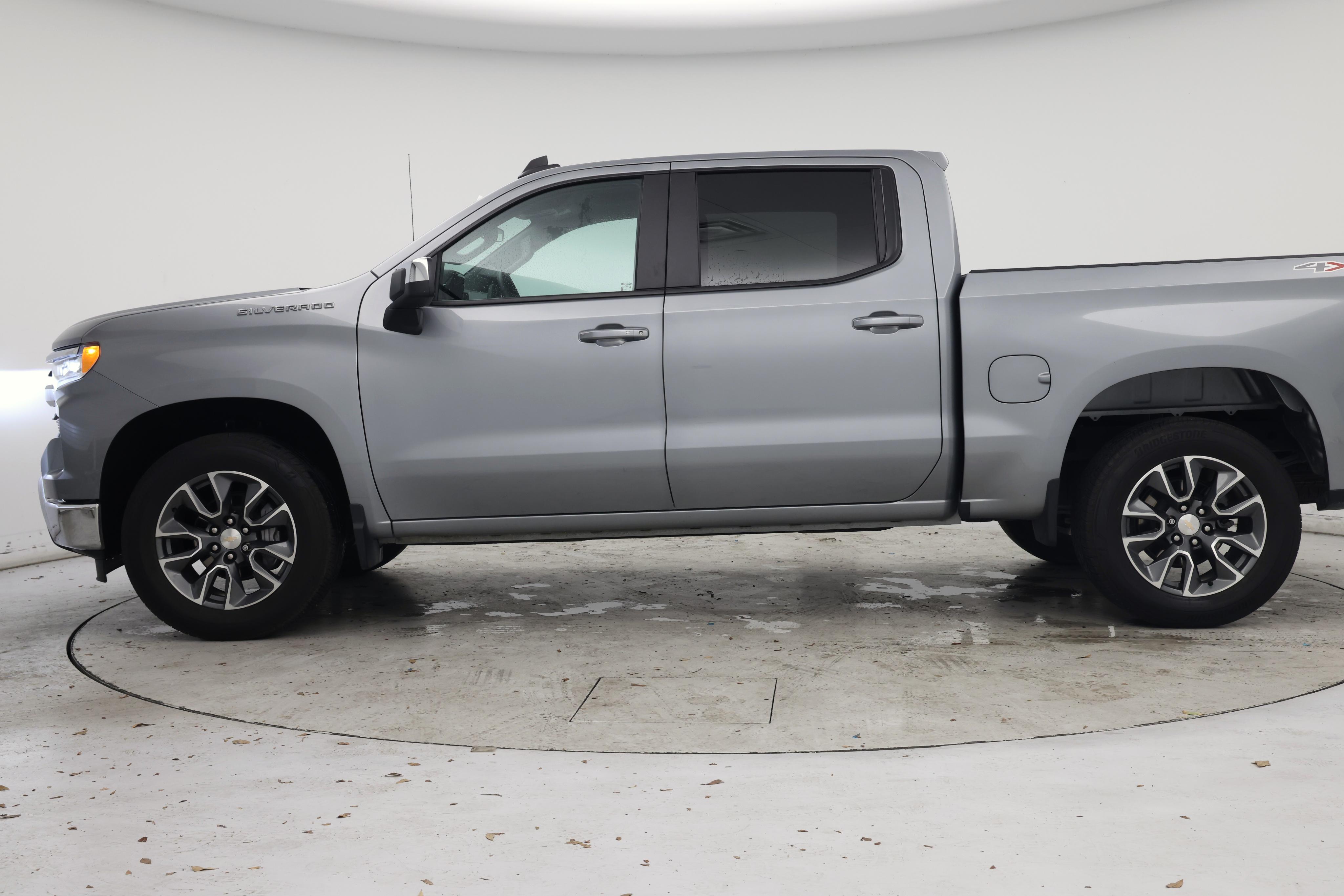 Thumbnail: 2023 Chevrolet Silverado 1500 - 3