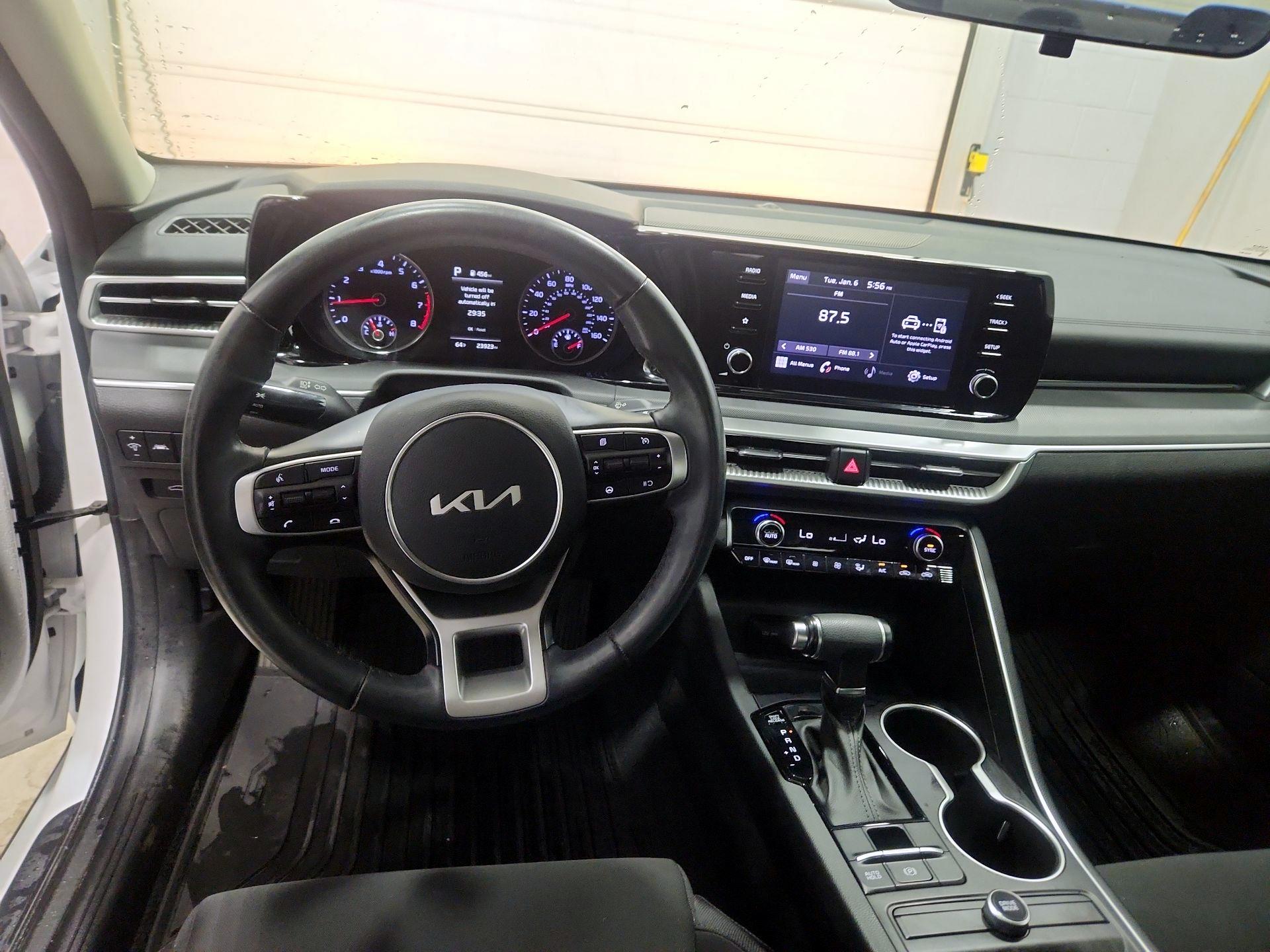 Thumbnail: 2022 Kia K5 - 9