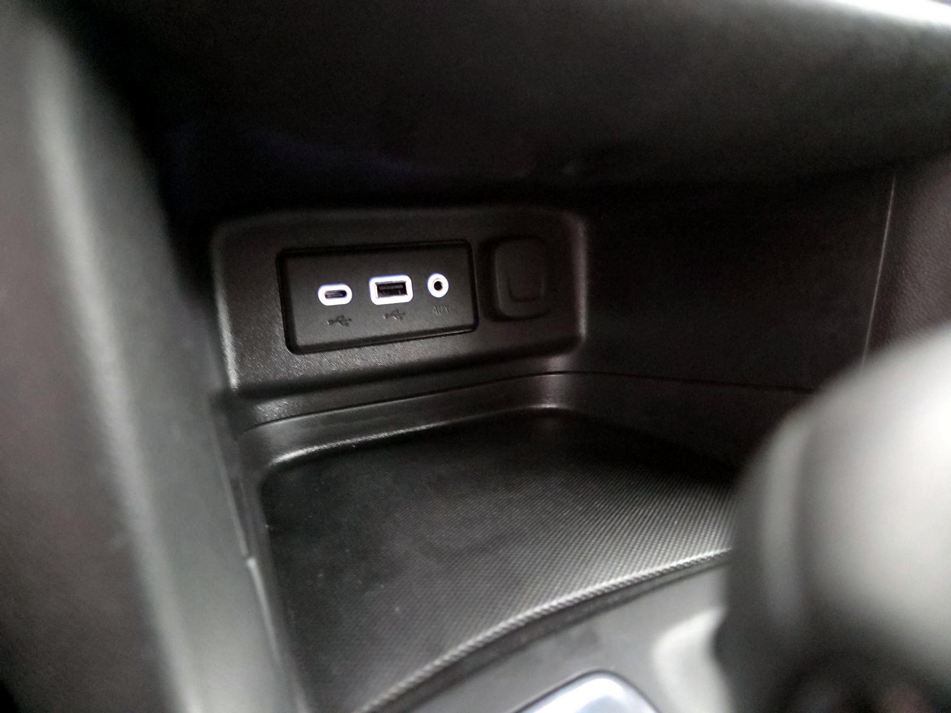 Thumbnail: 2023 Chevrolet Equinox - 18