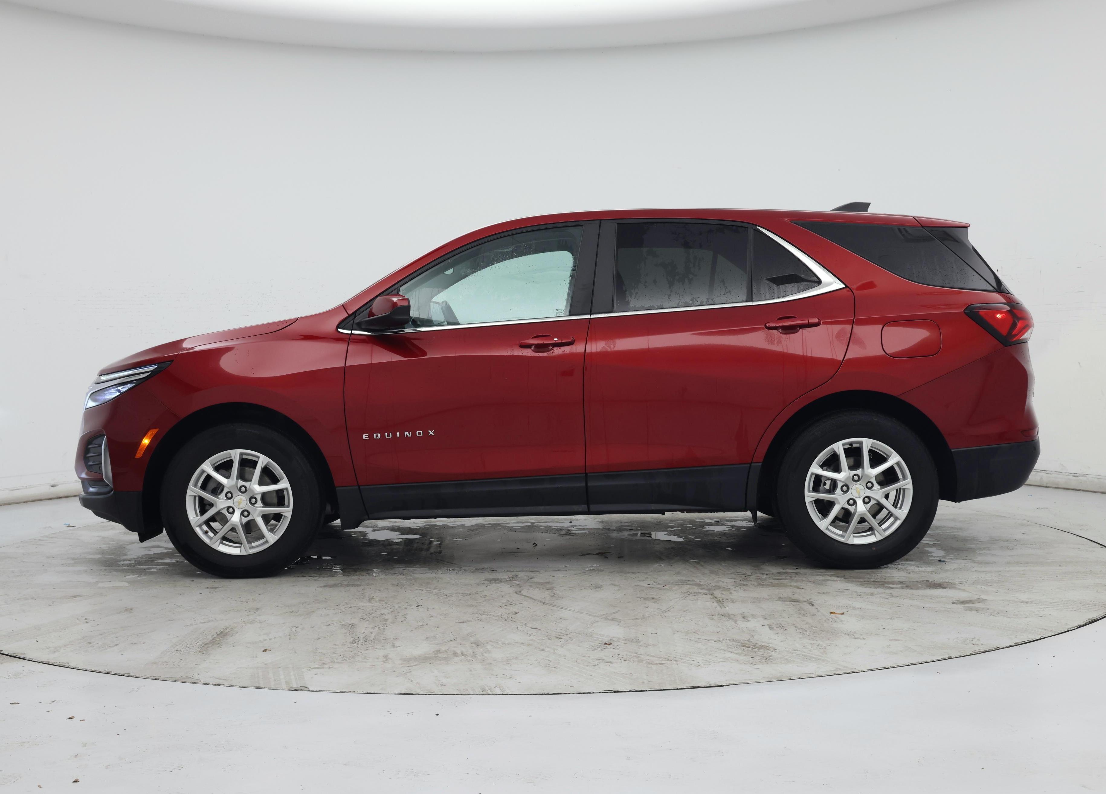 Thumbnail: 2023 Chevrolet Equinox - 3