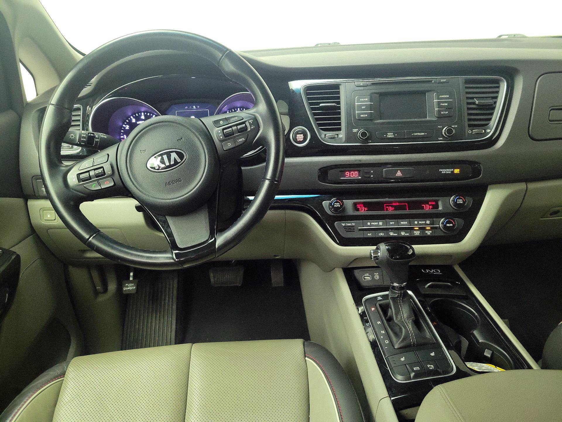 Thumbnail: 2015 Kia Sedona - 10