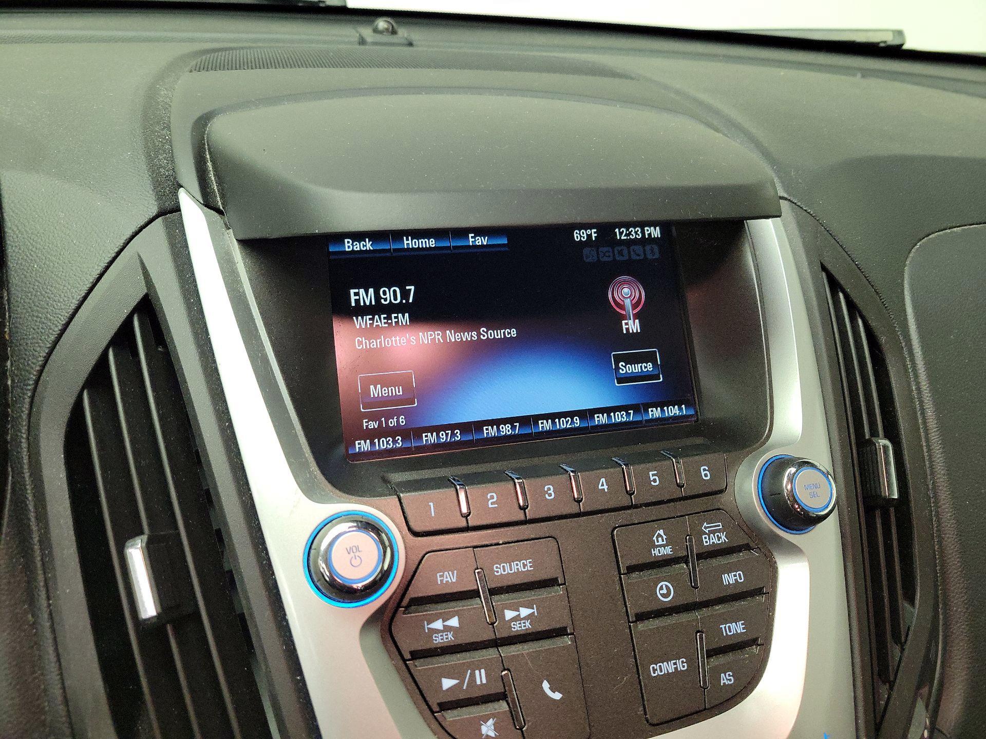 Thumbnail: 2016 Chevrolet Equinox - 14