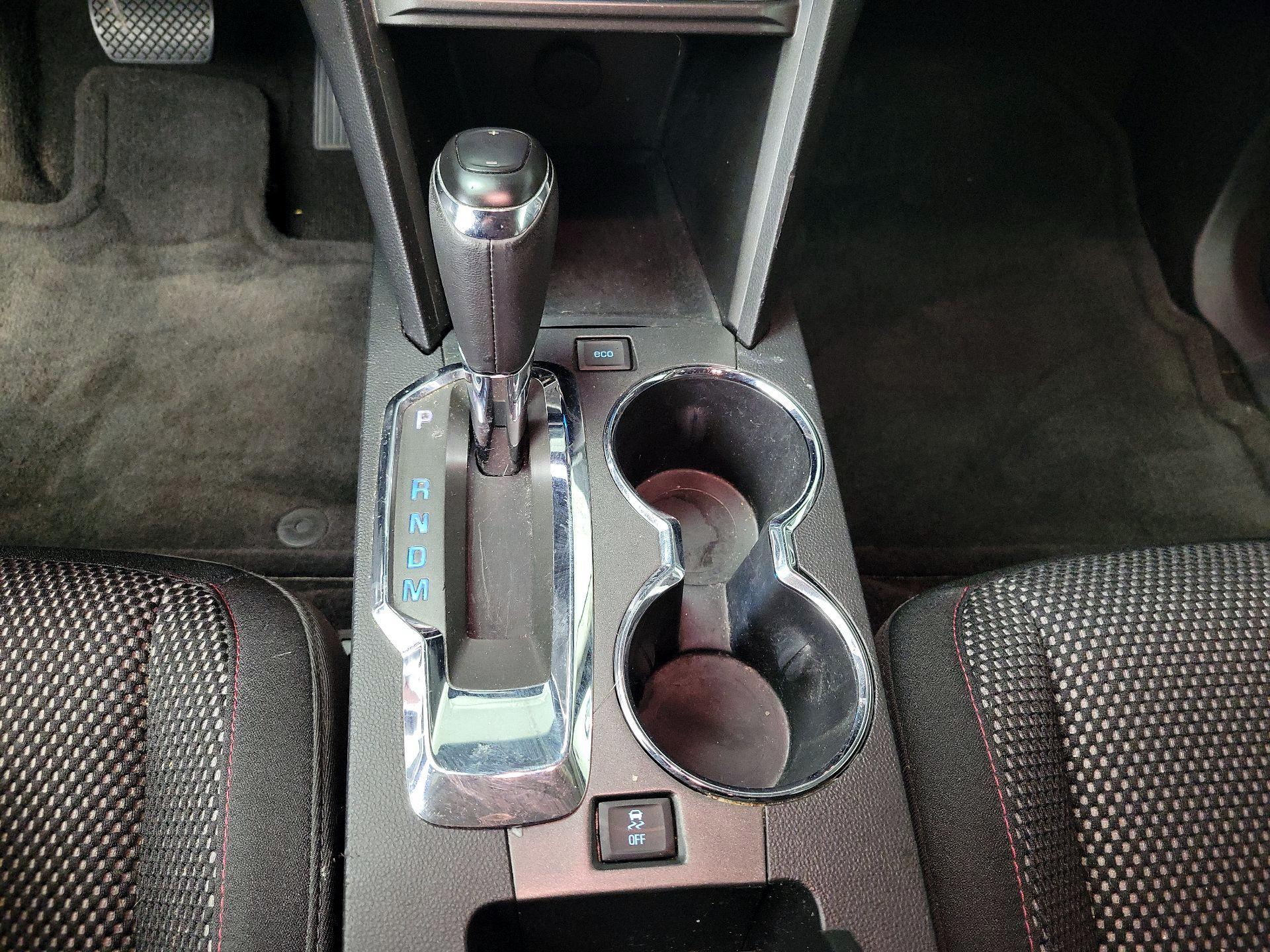 Thumbnail: 2016 Chevrolet Equinox - 16