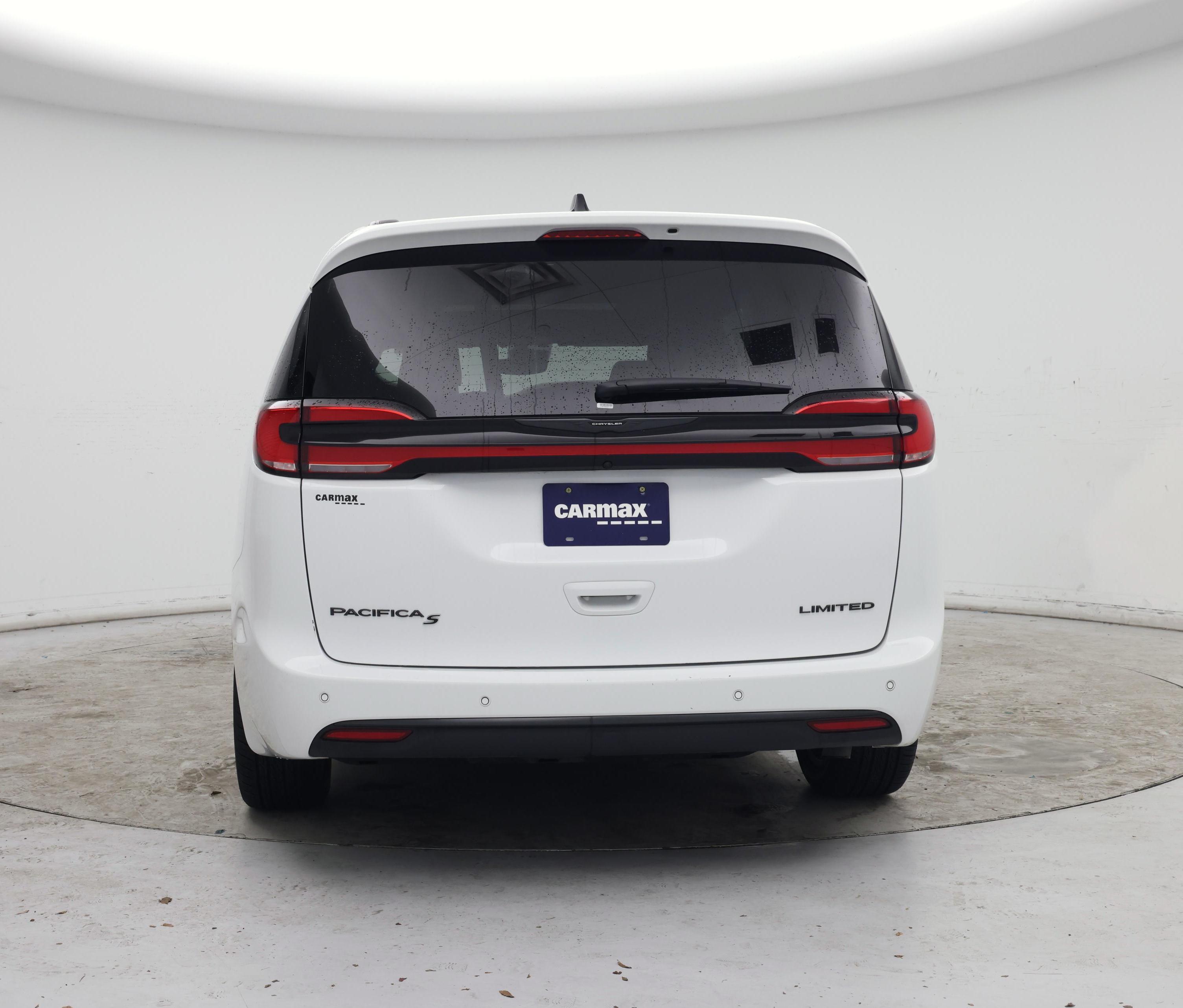 Thumbnail: 2025 Chrysler Pacifica - 6