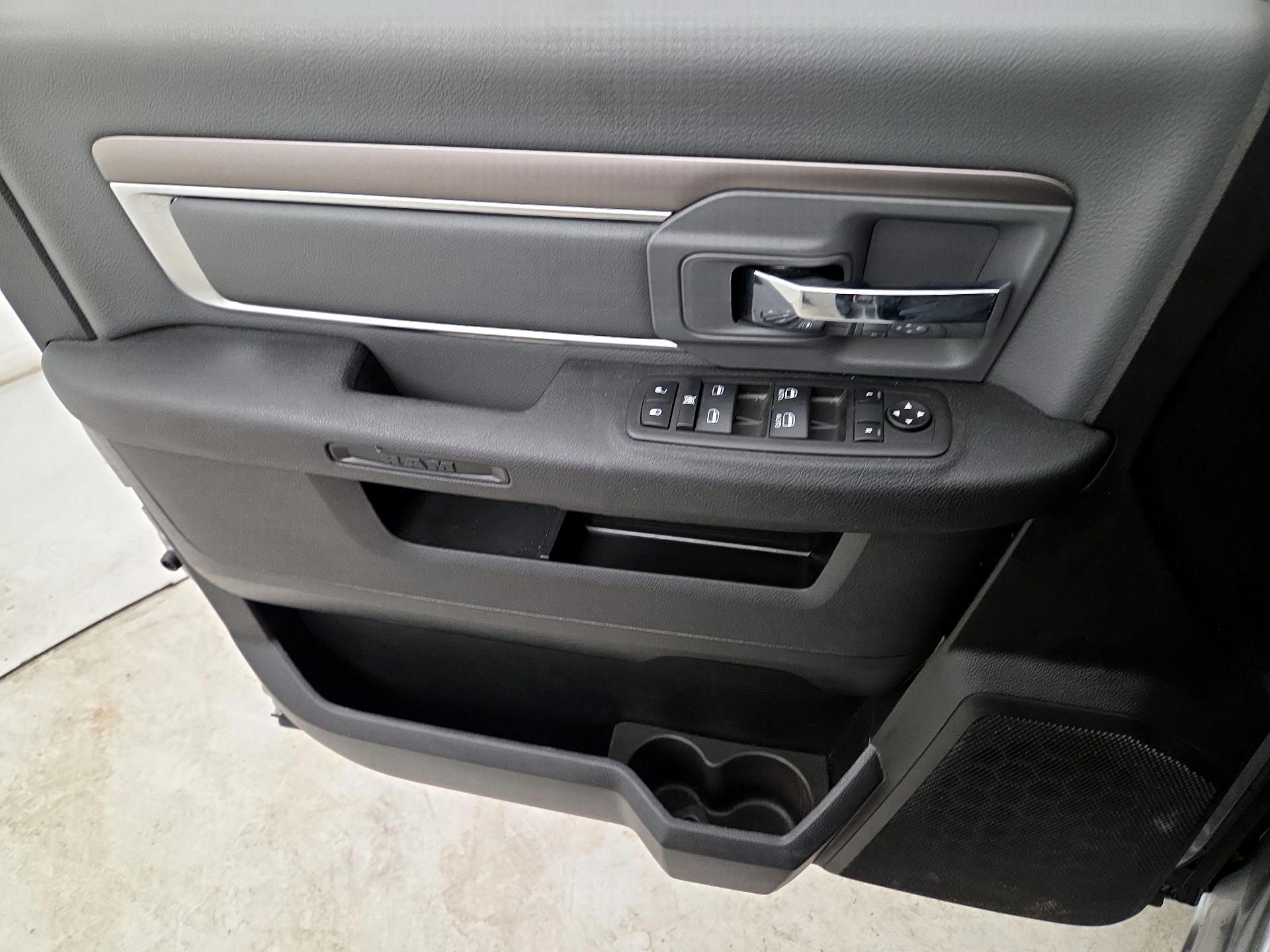 Thumbnail: 2024 RAM 1500 Classic - 12