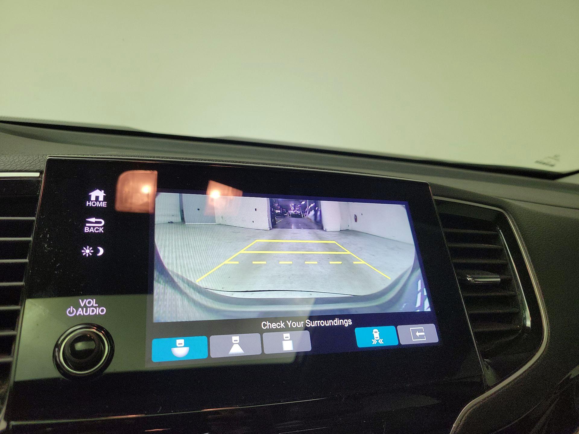 Thumbnail: 2020 Honda Pilot - 14