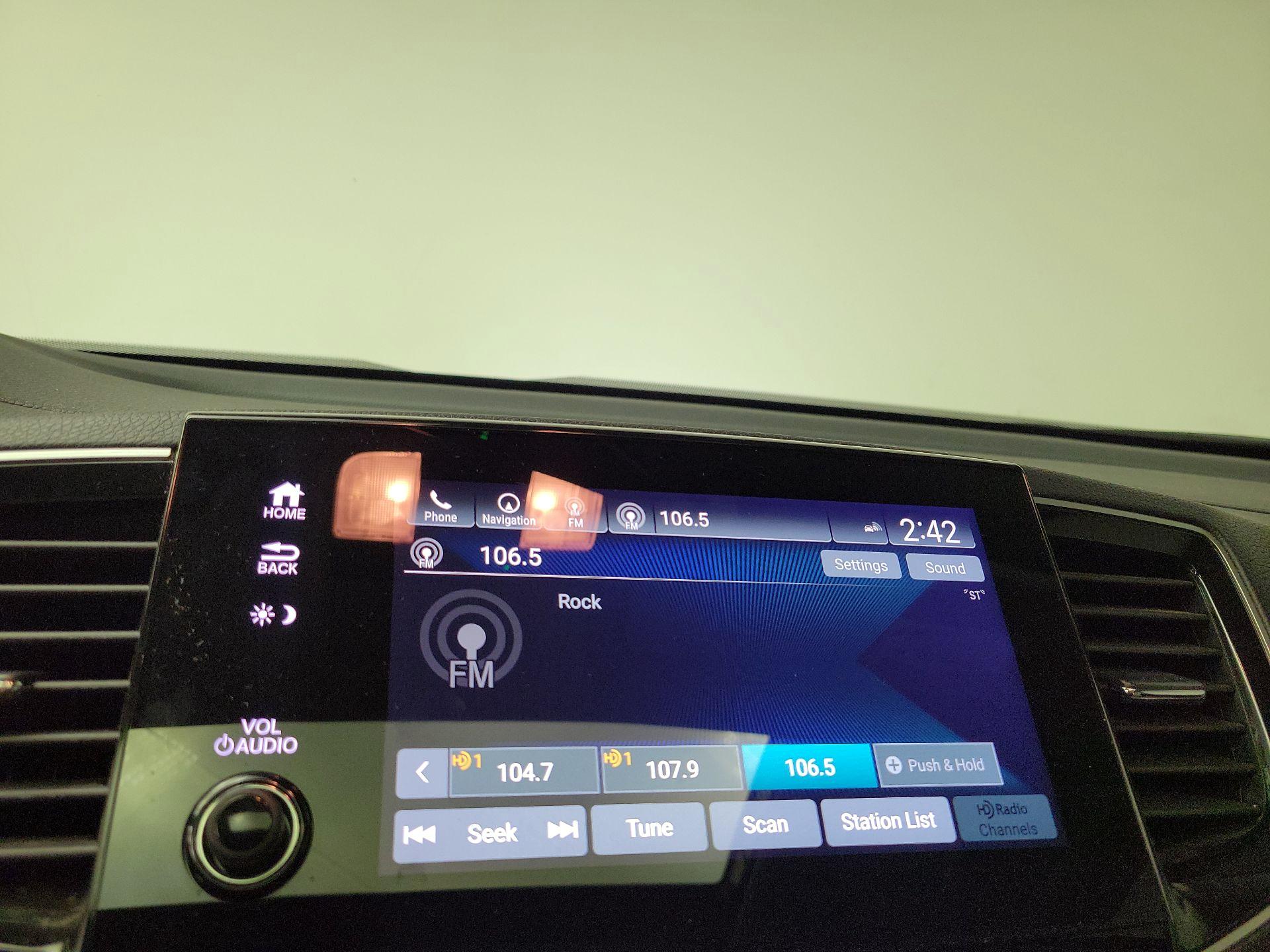 Thumbnail: 2020 Honda Pilot - 15