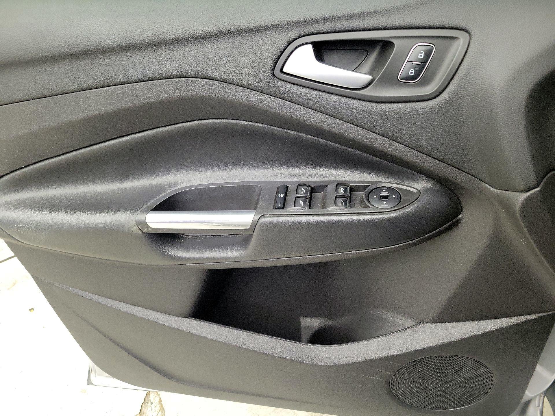 Thumbnail: 2018 Ford Escape - 12