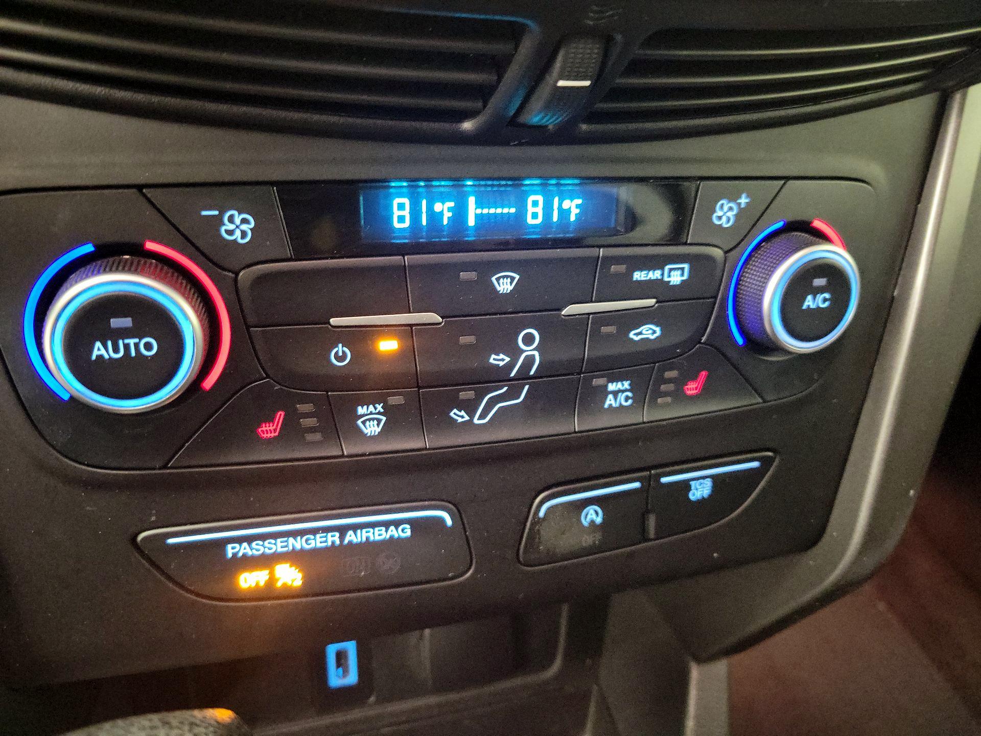 Thumbnail: 2018 Ford Escape - 16