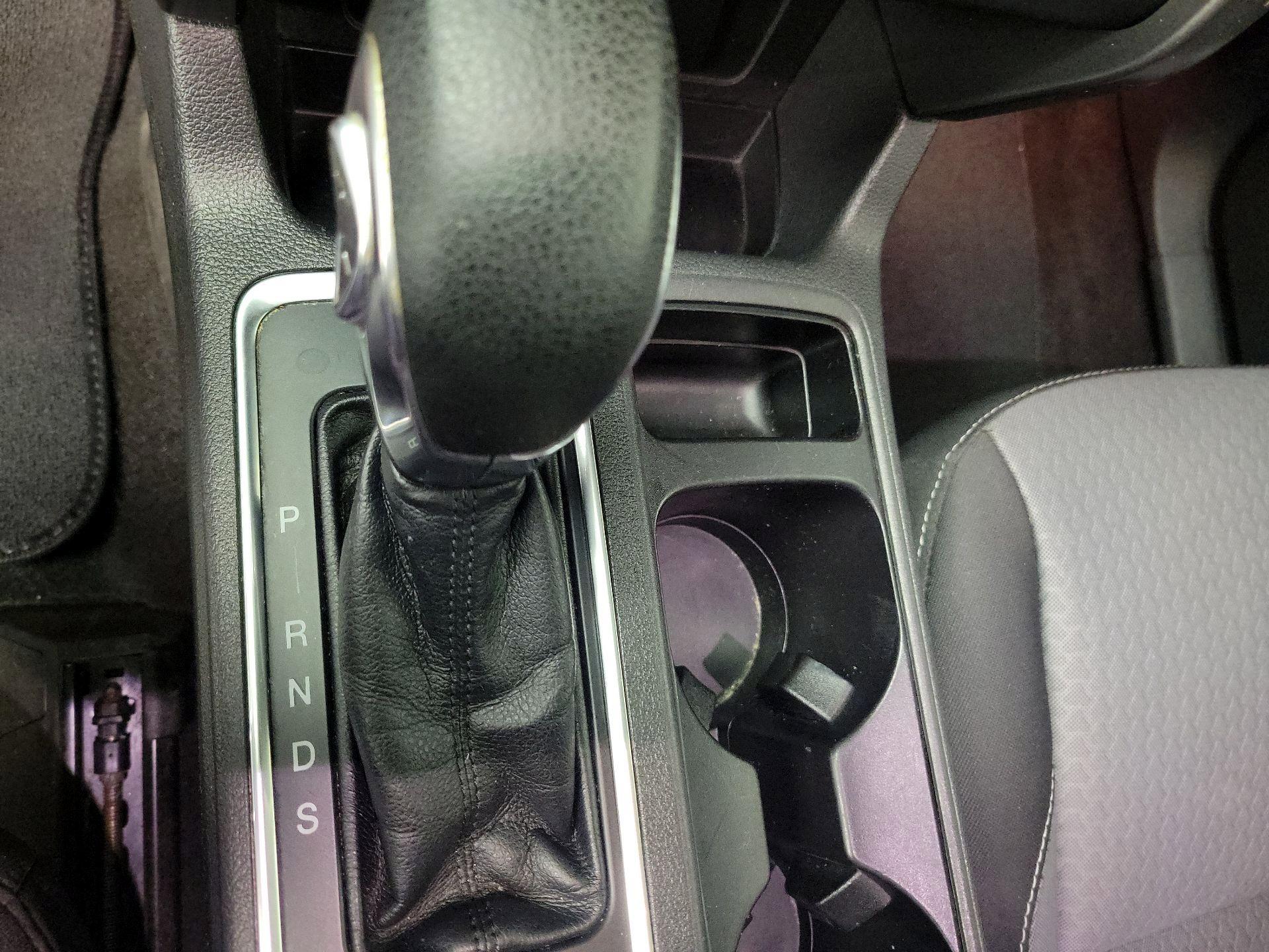 Thumbnail: 2018 Ford Escape - 17