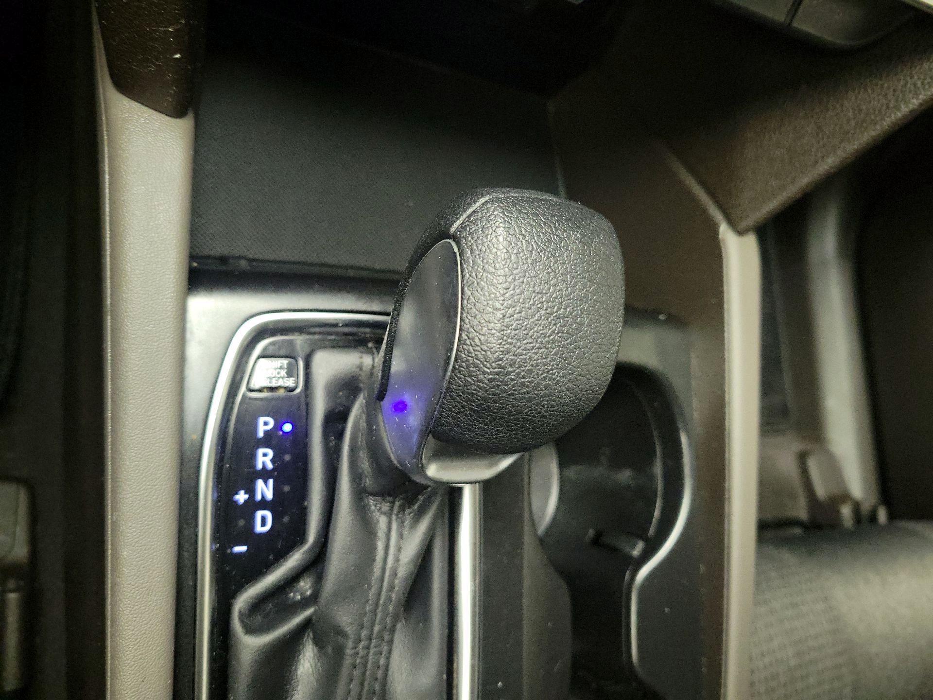 Thumbnail: 2019 Hyundai Santa Fe - 17