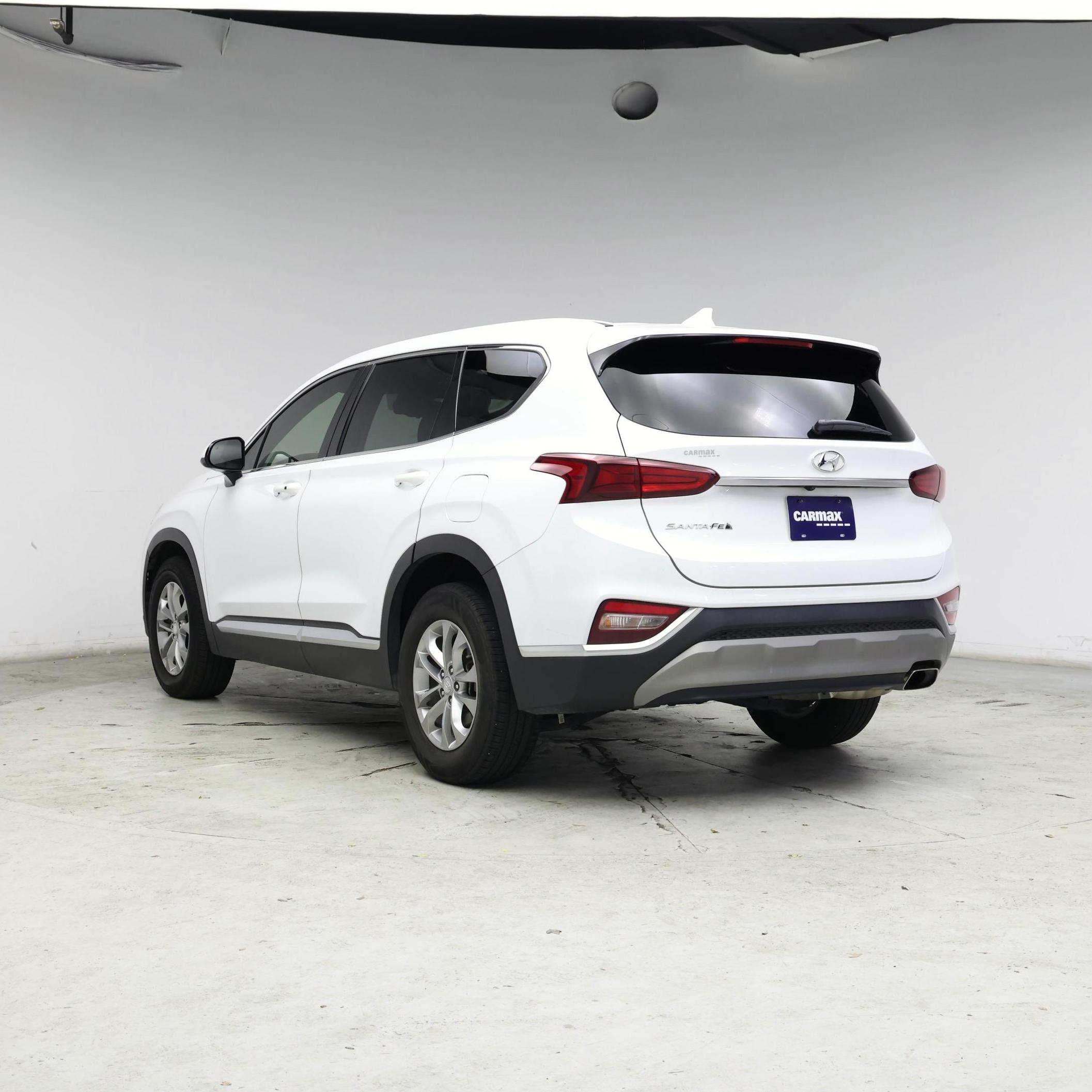 Thumbnail: 2019 Hyundai Santa Fe - 2