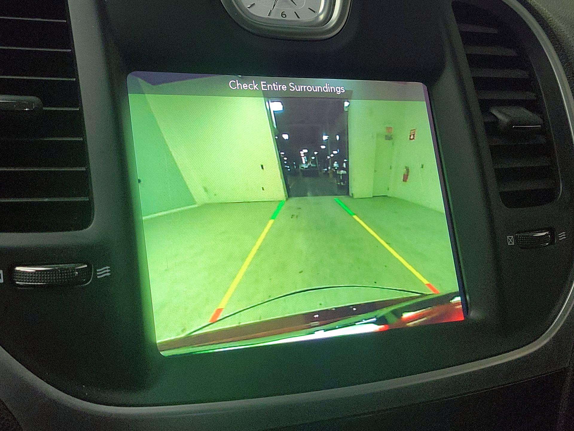 Thumbnail: 2019 Chrysler 300 - 14