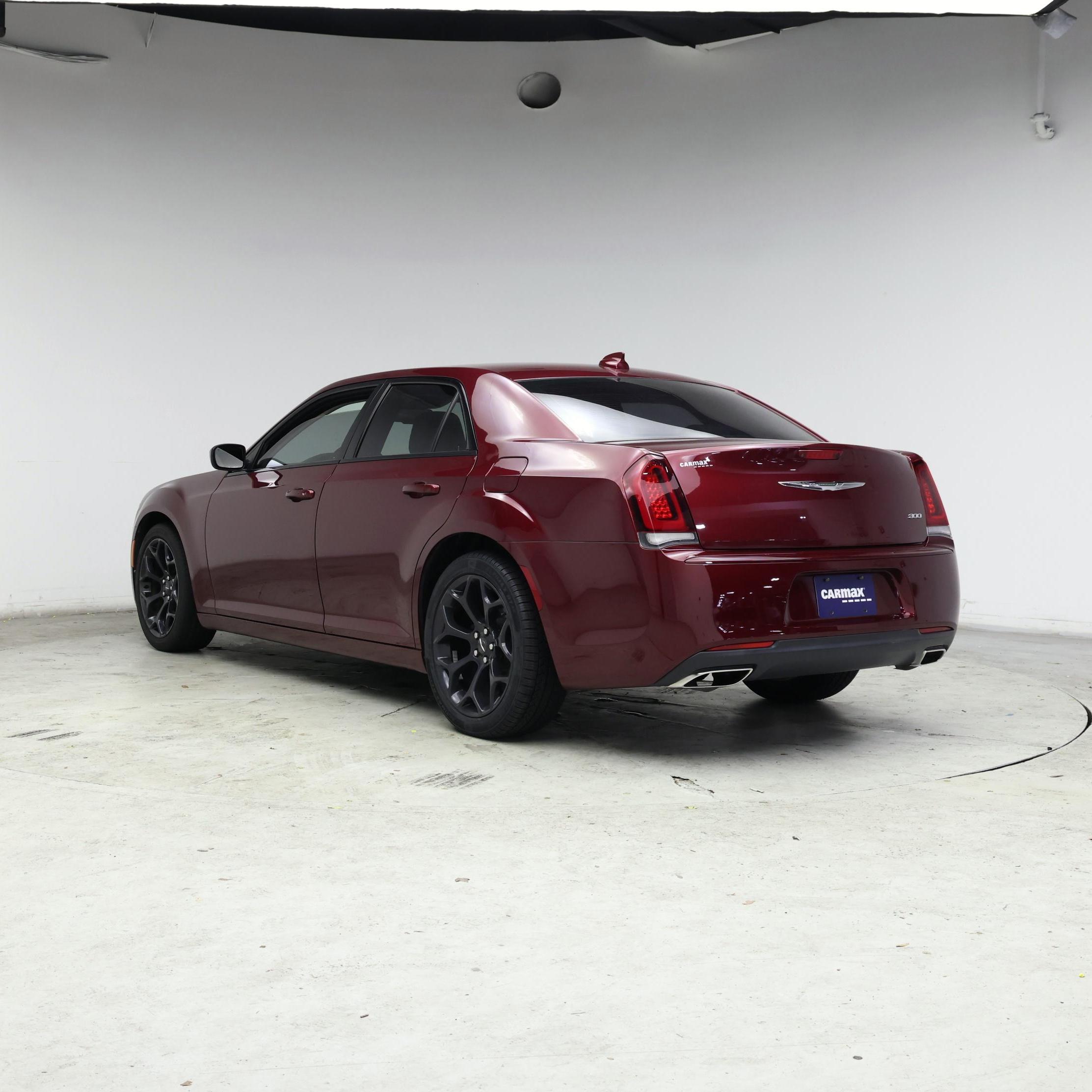 Thumbnail: 2019 Chrysler 300 - 2