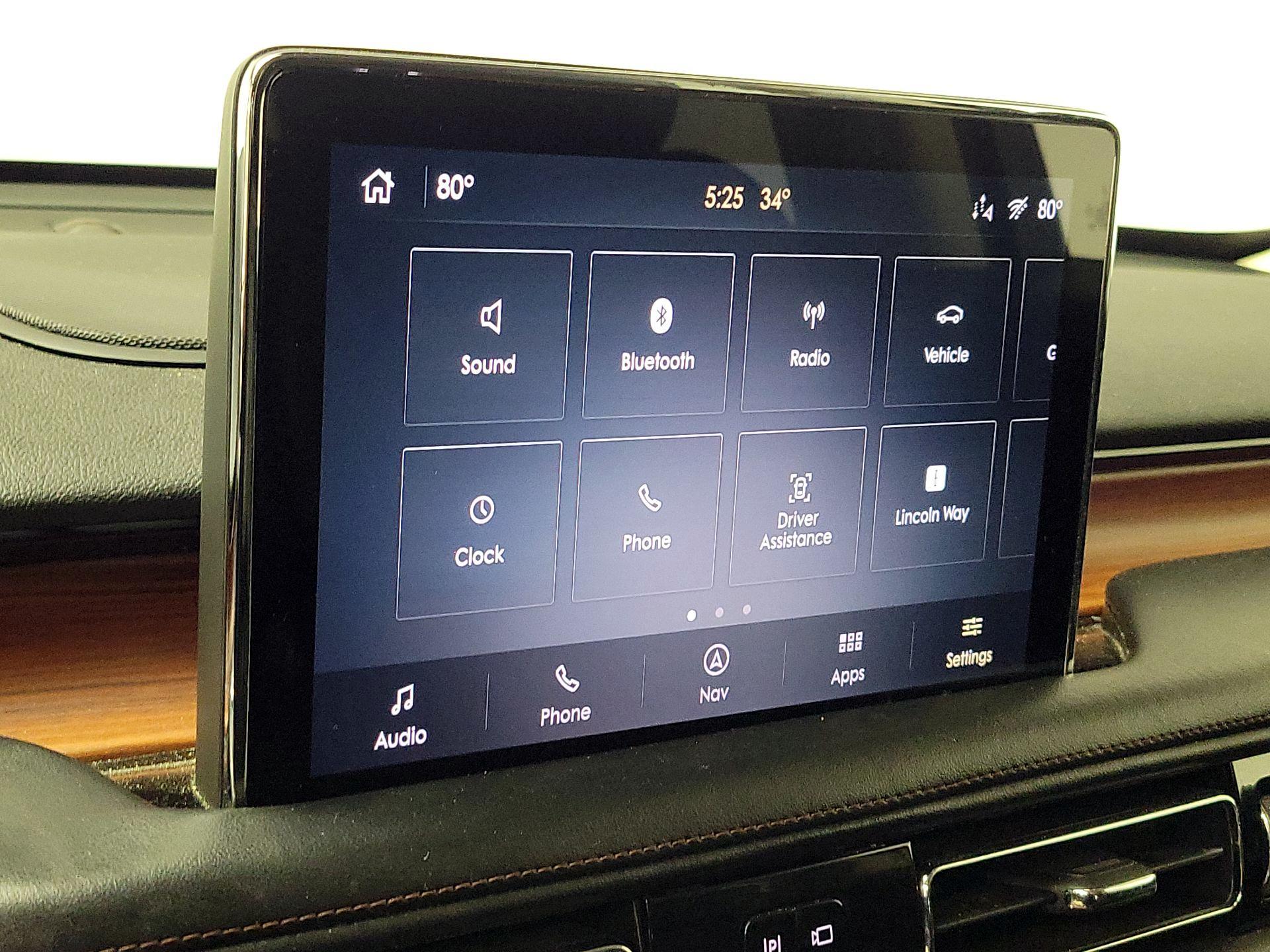 Thumbnail: 2020 Lincoln Aviator - 15