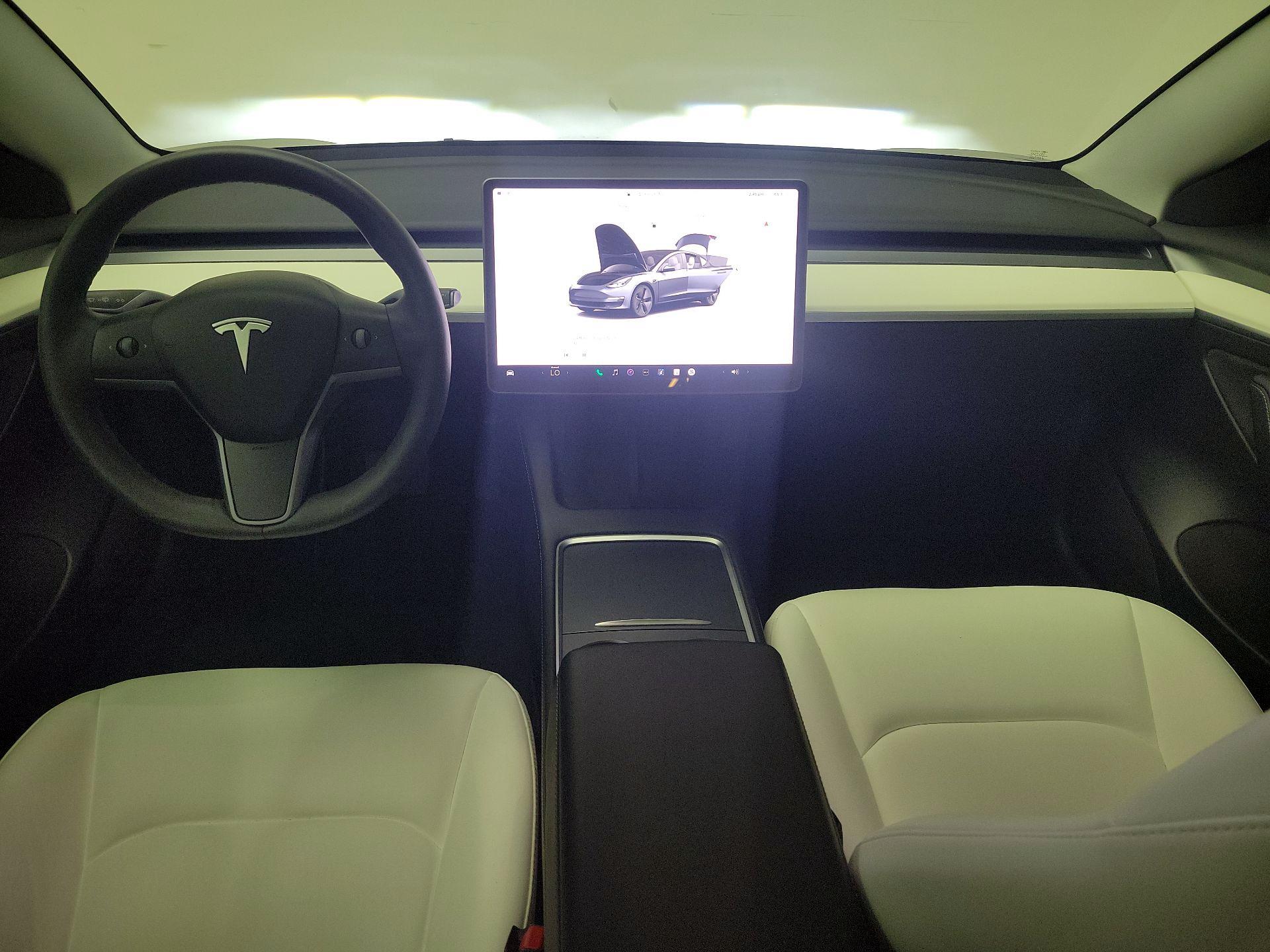 Thumbnail: 2023 Tesla Model 3 - 9