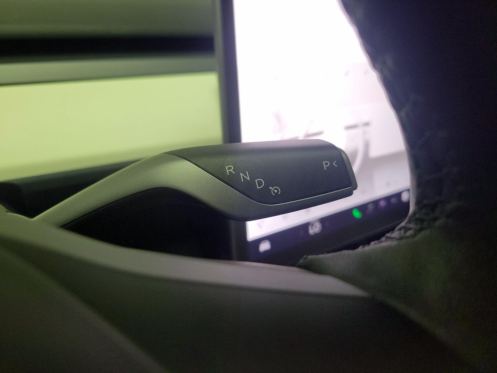 Thumbnail: 2023 Tesla Model 3 - 17