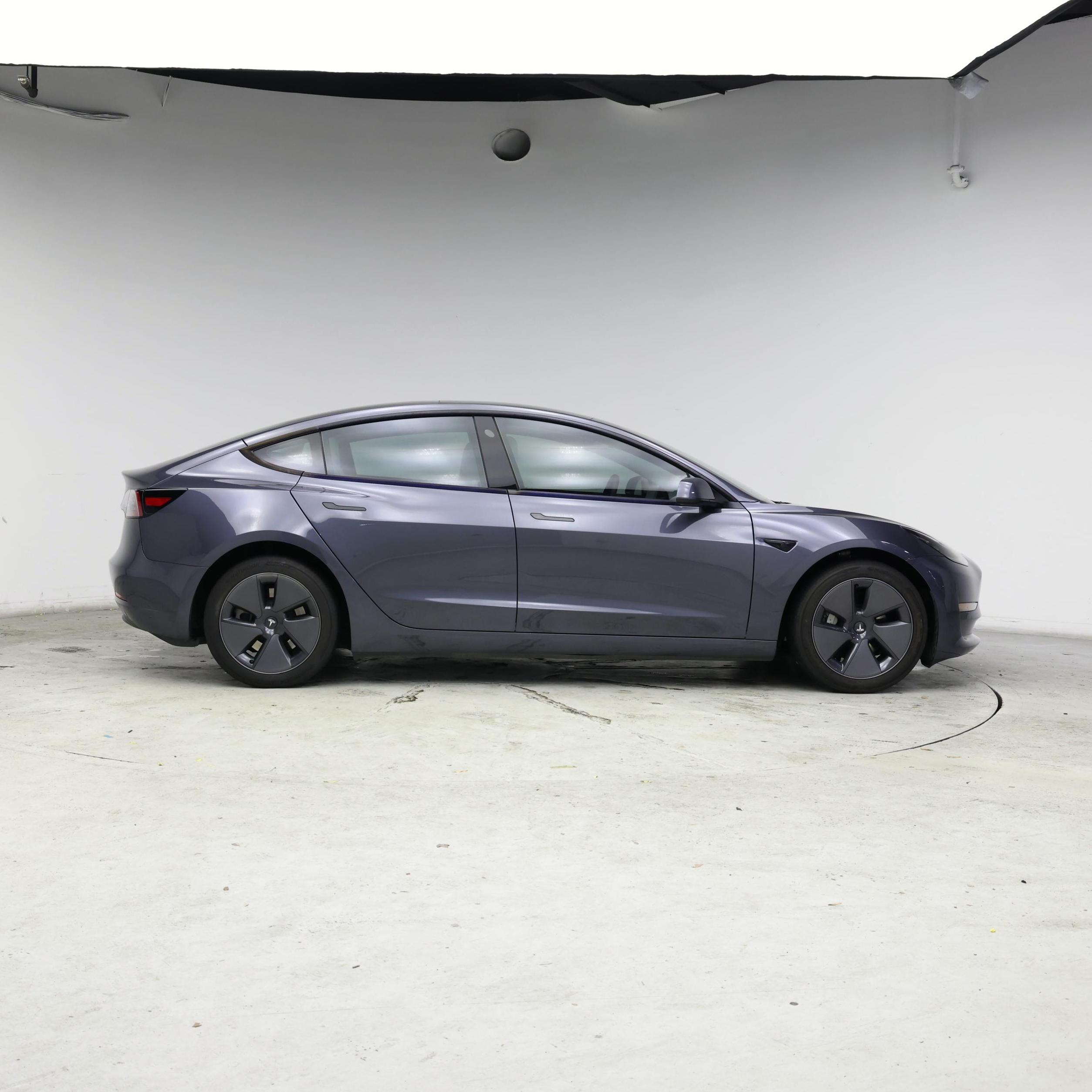 Thumbnail: 2023 Tesla Model 3 - 7