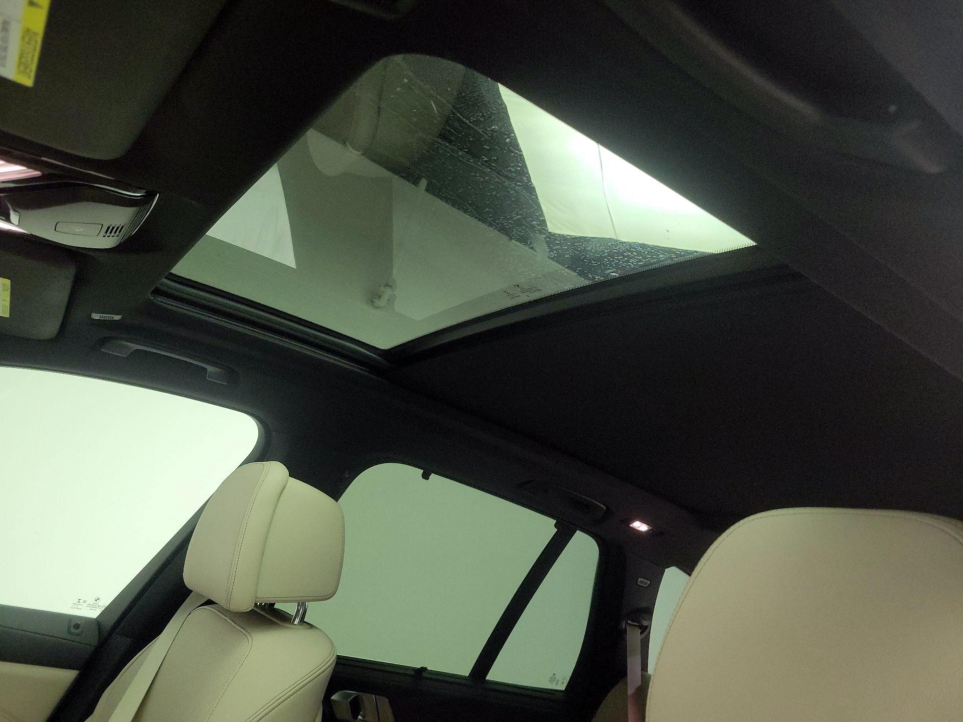 Thumbnail: 2022 BMW X5 - 20