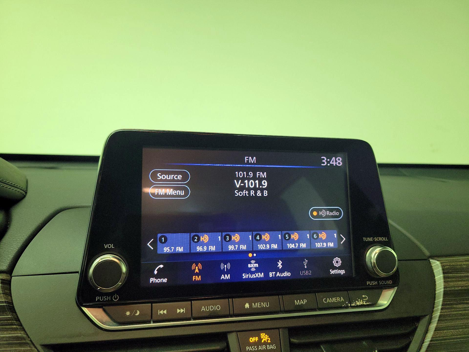 Thumbnail: 2020 Nissan Altima - 16