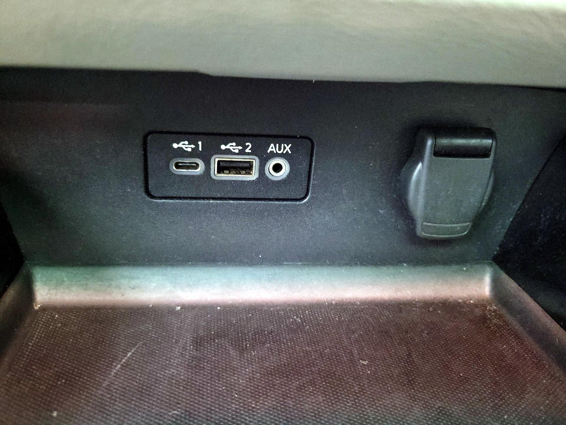 Thumbnail: 2020 Nissan Altima - 19