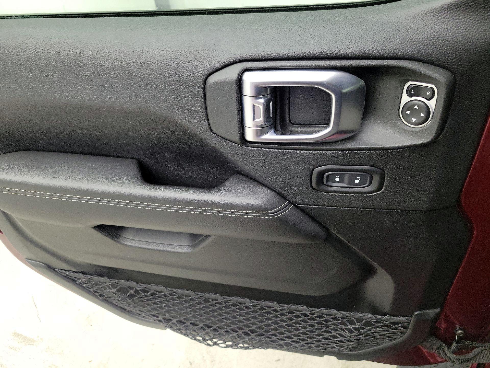 Thumbnail: 2021 Jeep Wrangler - 12