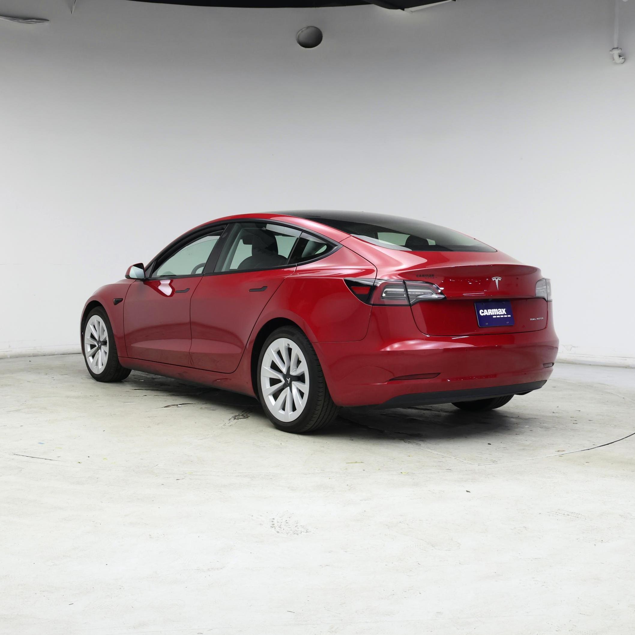 Thumbnail: 2021 Tesla Model 3 - 2