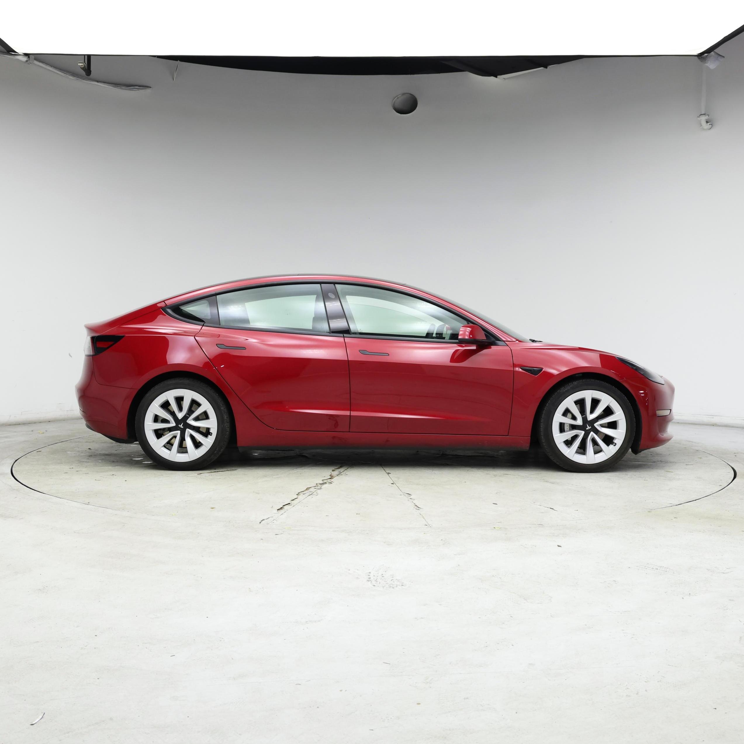 Thumbnail: 2021 Tesla Model 3 - 7