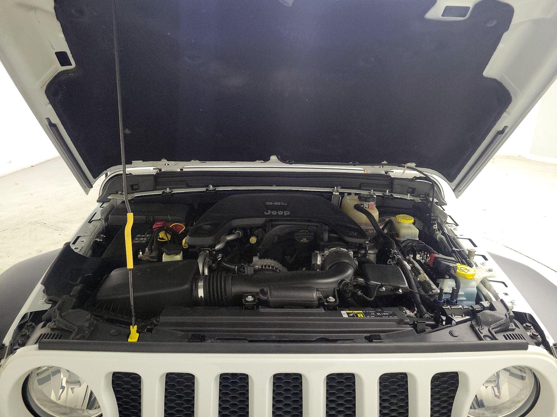 Thumbnail: 2018 Jeep Wrangler - 20