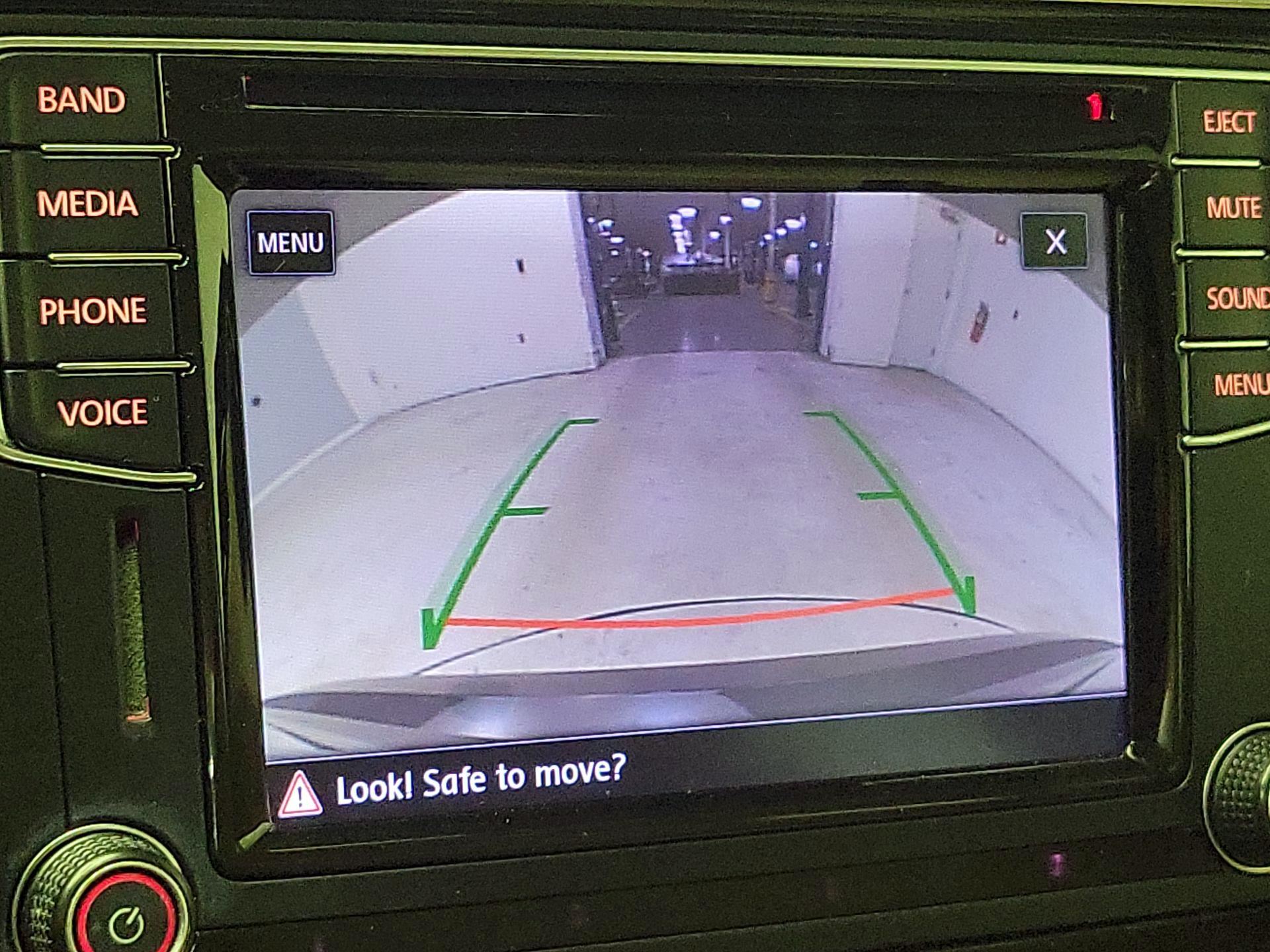 Thumbnail: 2017 Volkswagen Passat - 14