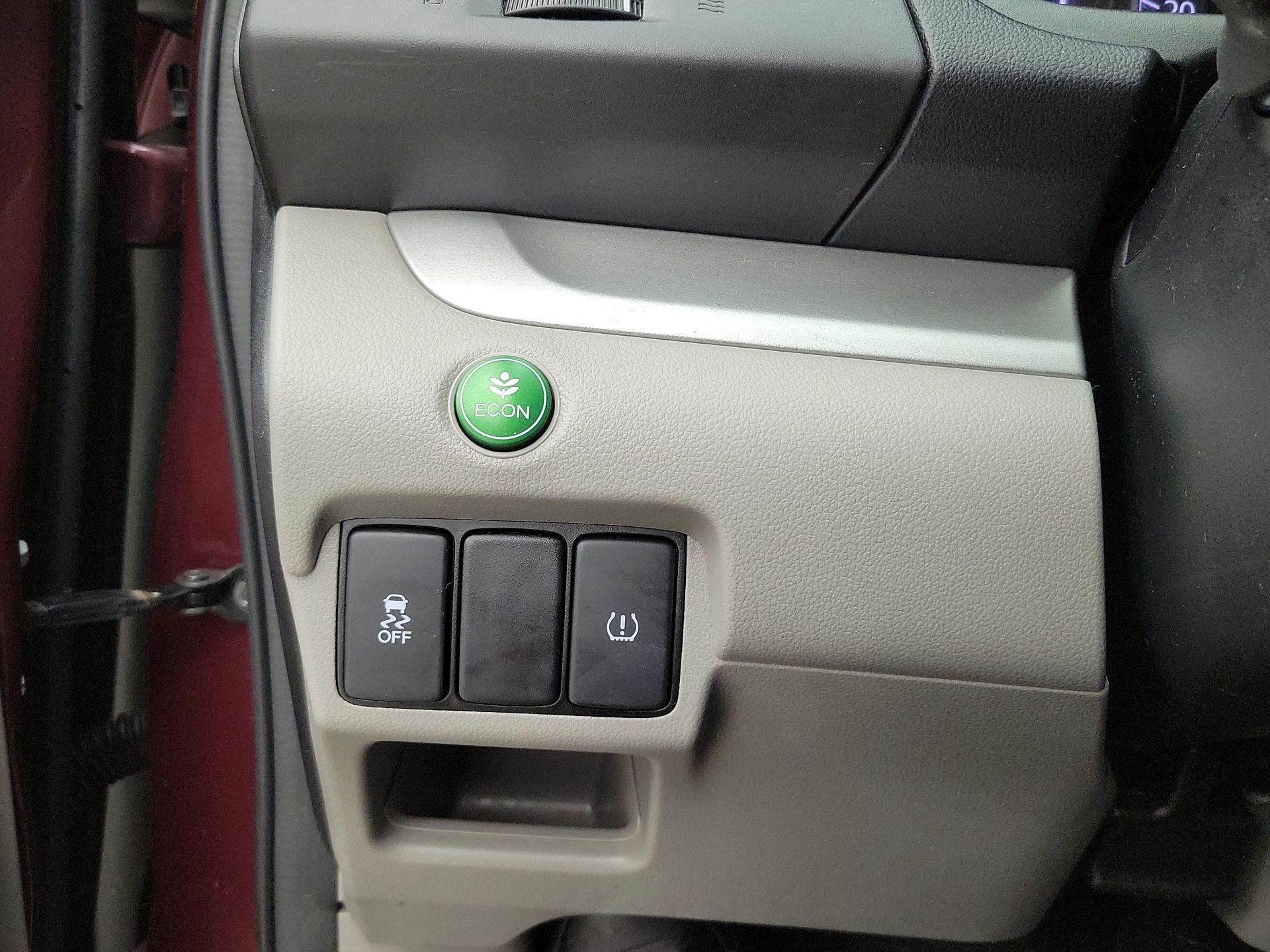 Thumbnail: 2014 Honda CR-V - 13