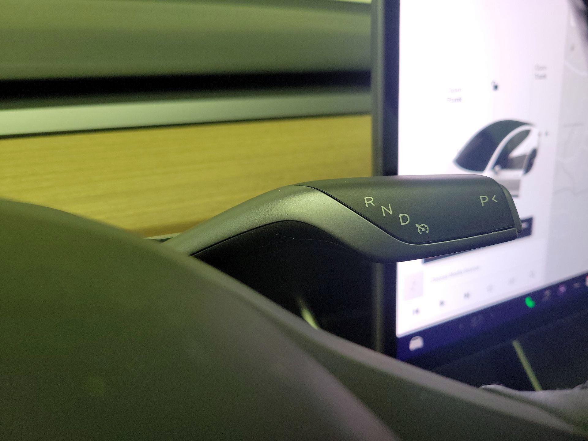 Thumbnail: 2020 Tesla Model 3 - 17