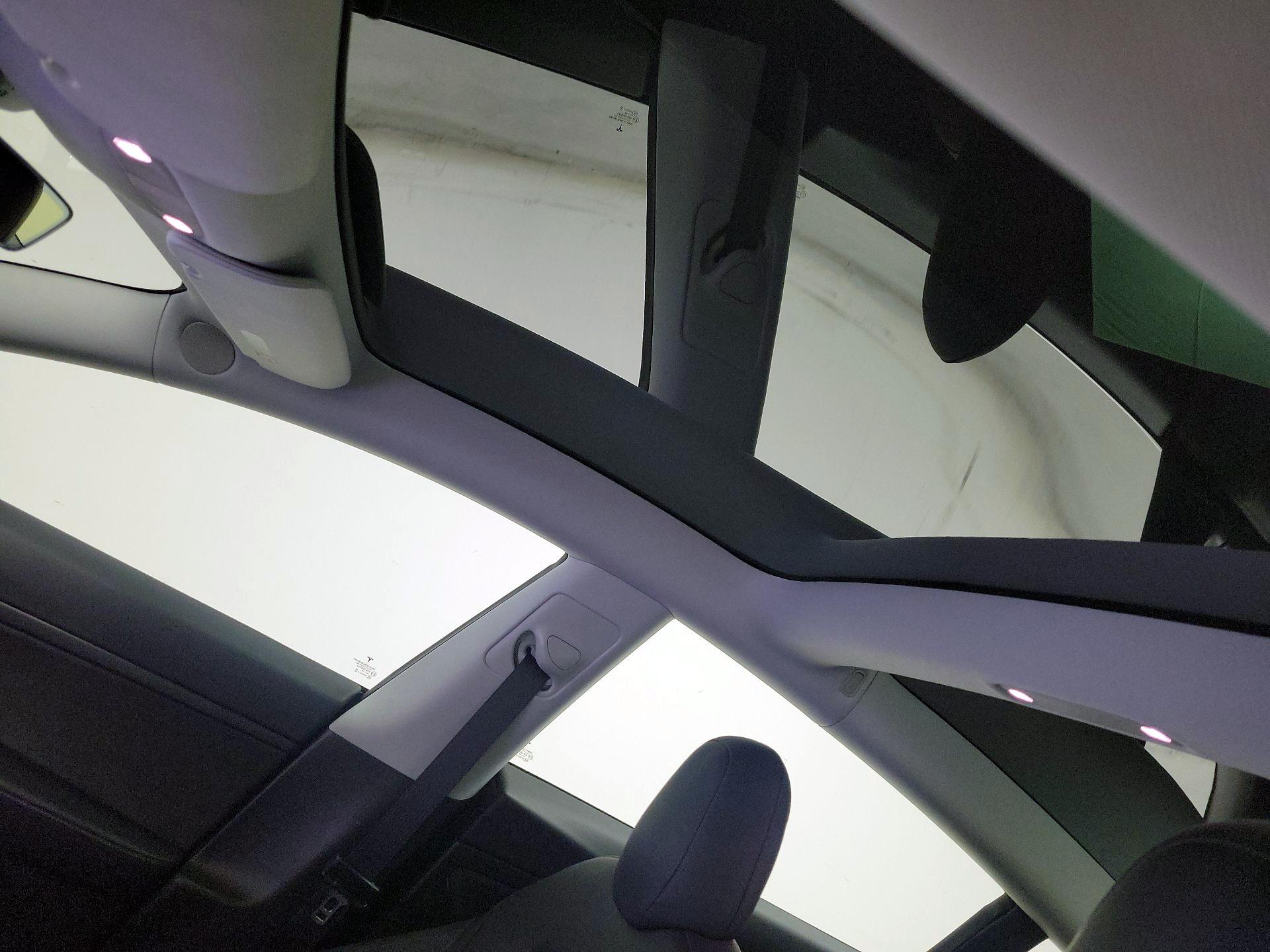 Thumbnail: 2020 Tesla Model 3 - 18