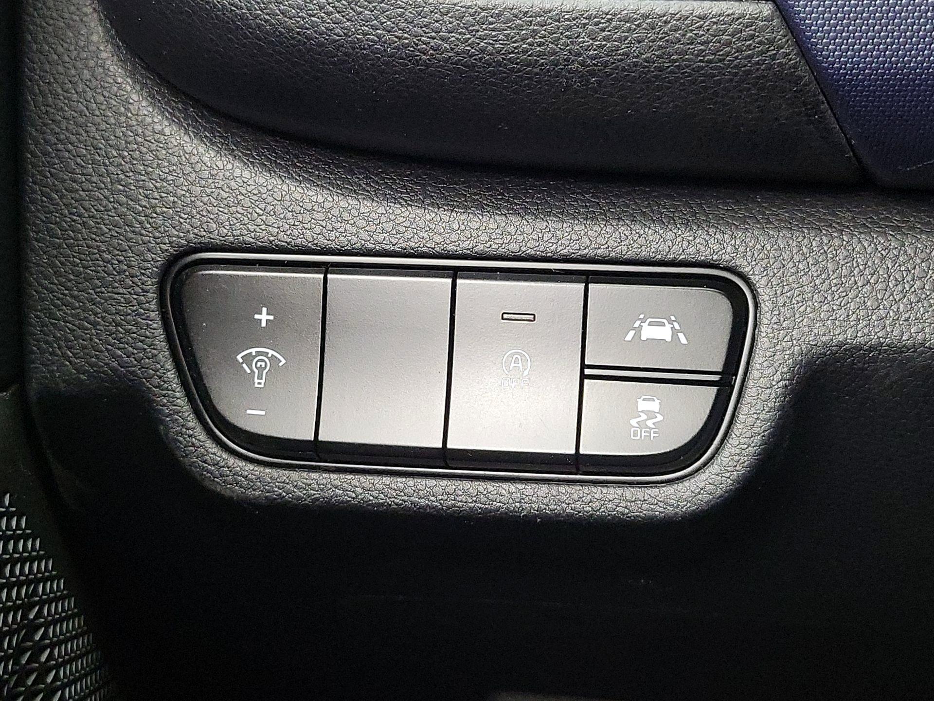 Thumbnail: 2021 Kia Seltos - 13